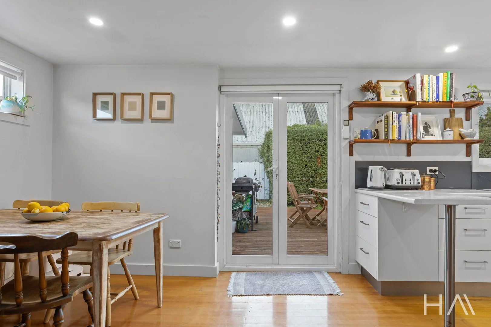 24 West Street - Image 3
