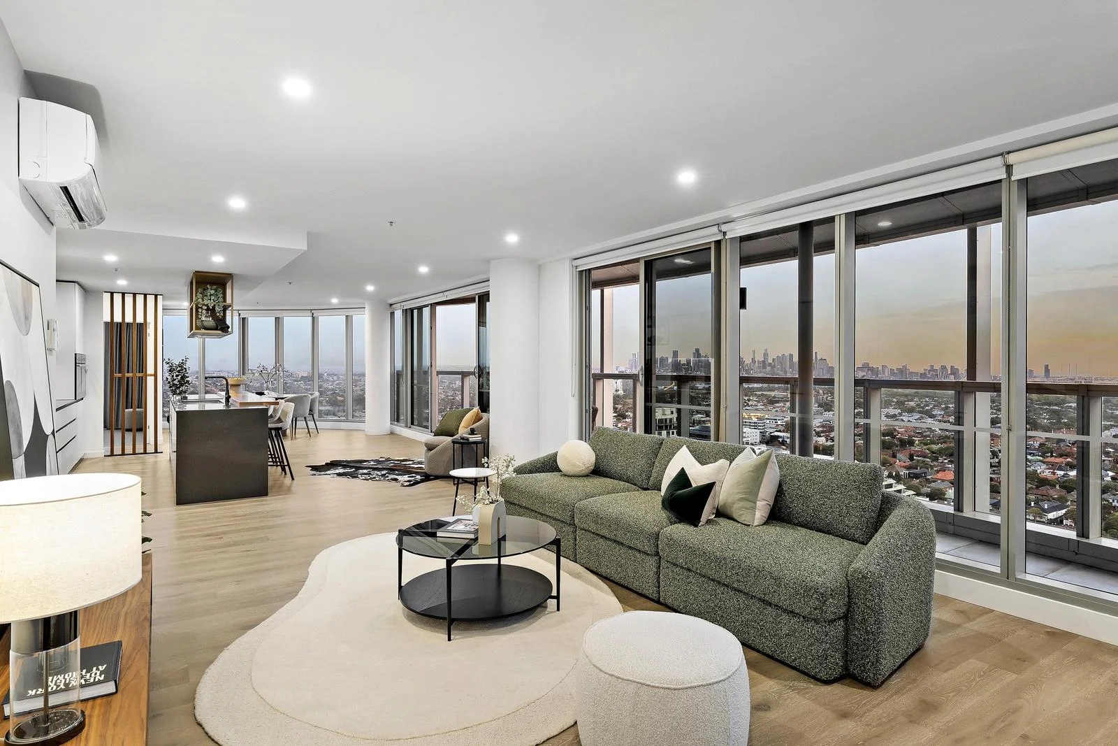 2402/15 Everage Street (1/1)