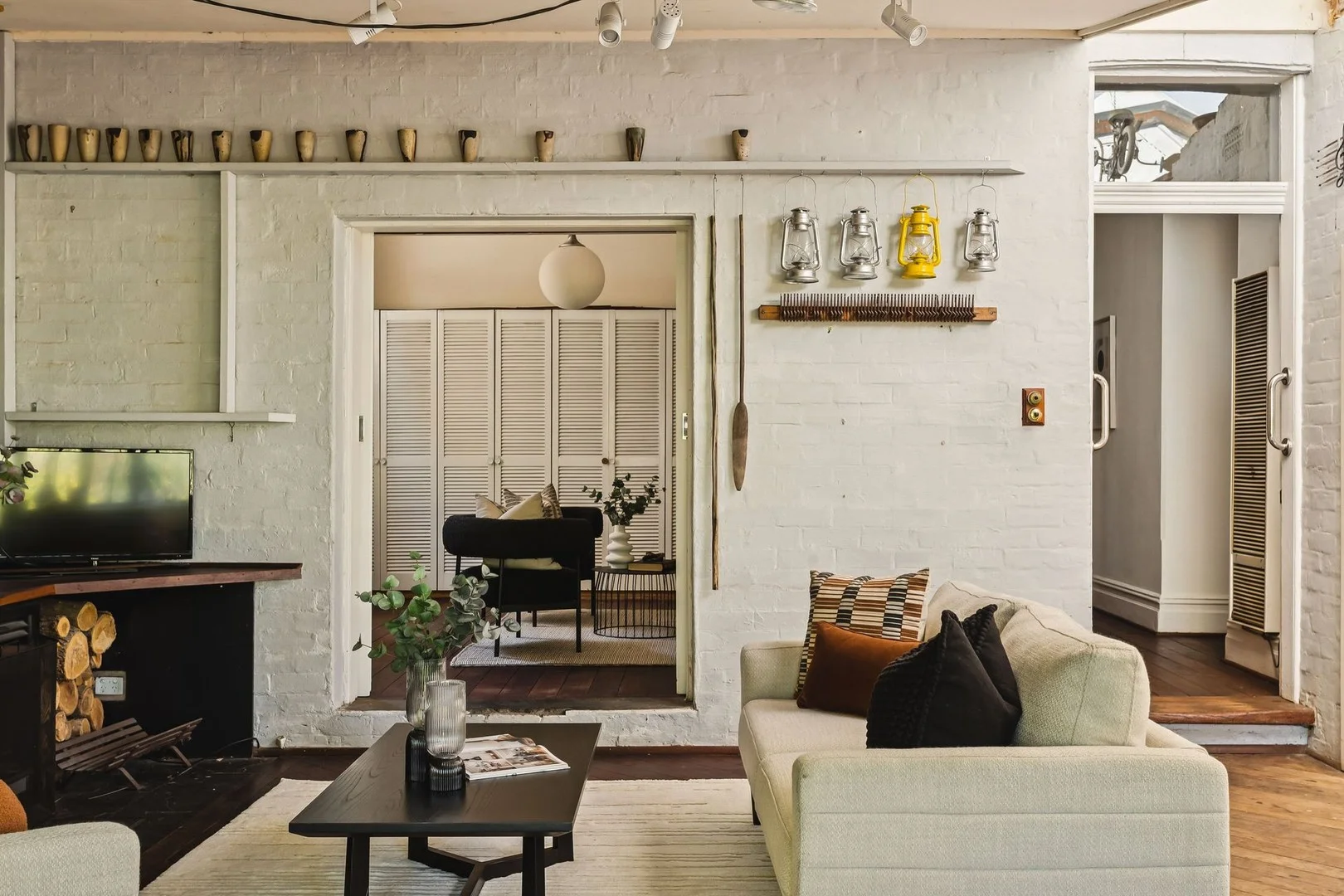 241 Hamersley Road (1/22)
