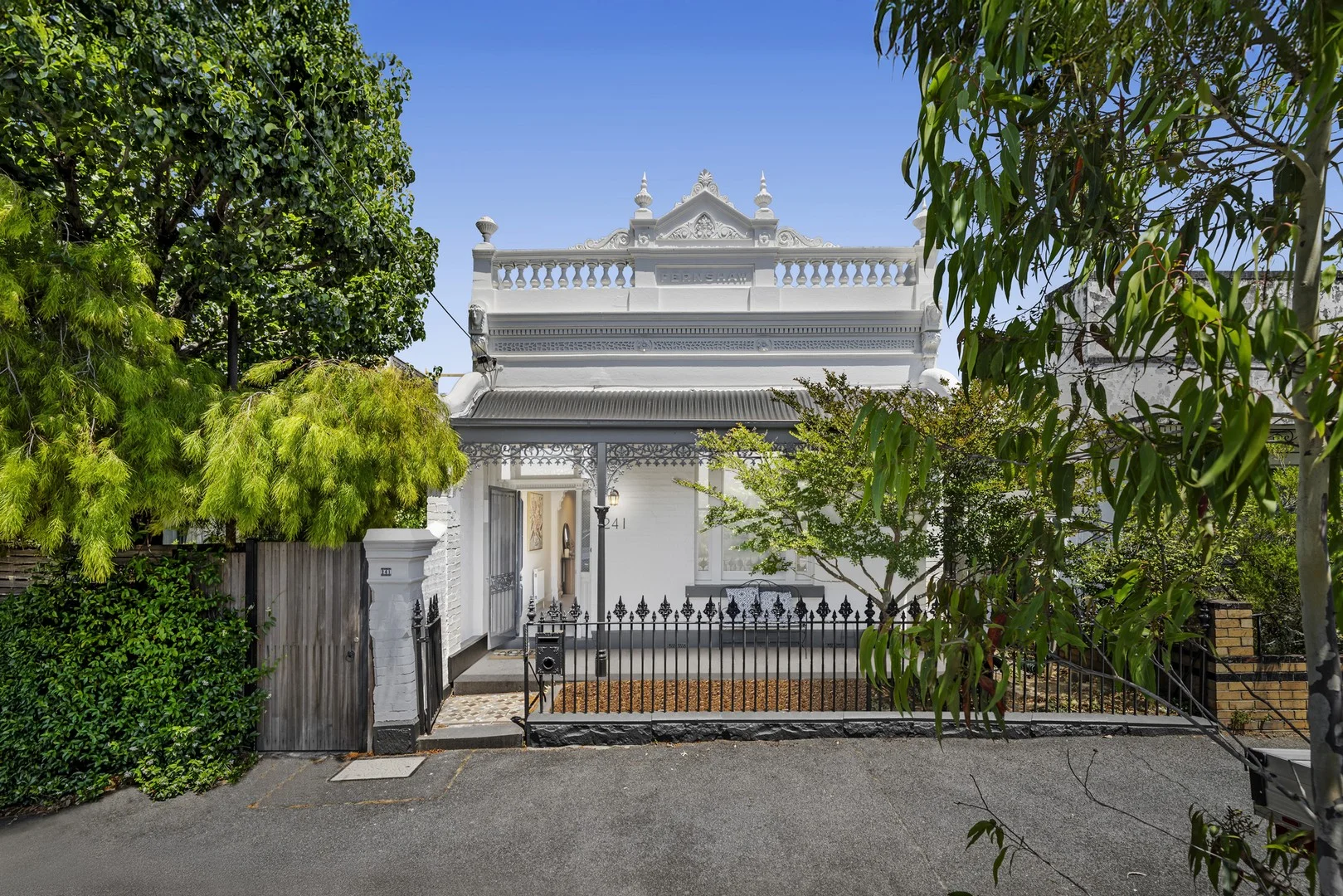 241 Richardson Street (1/1)
