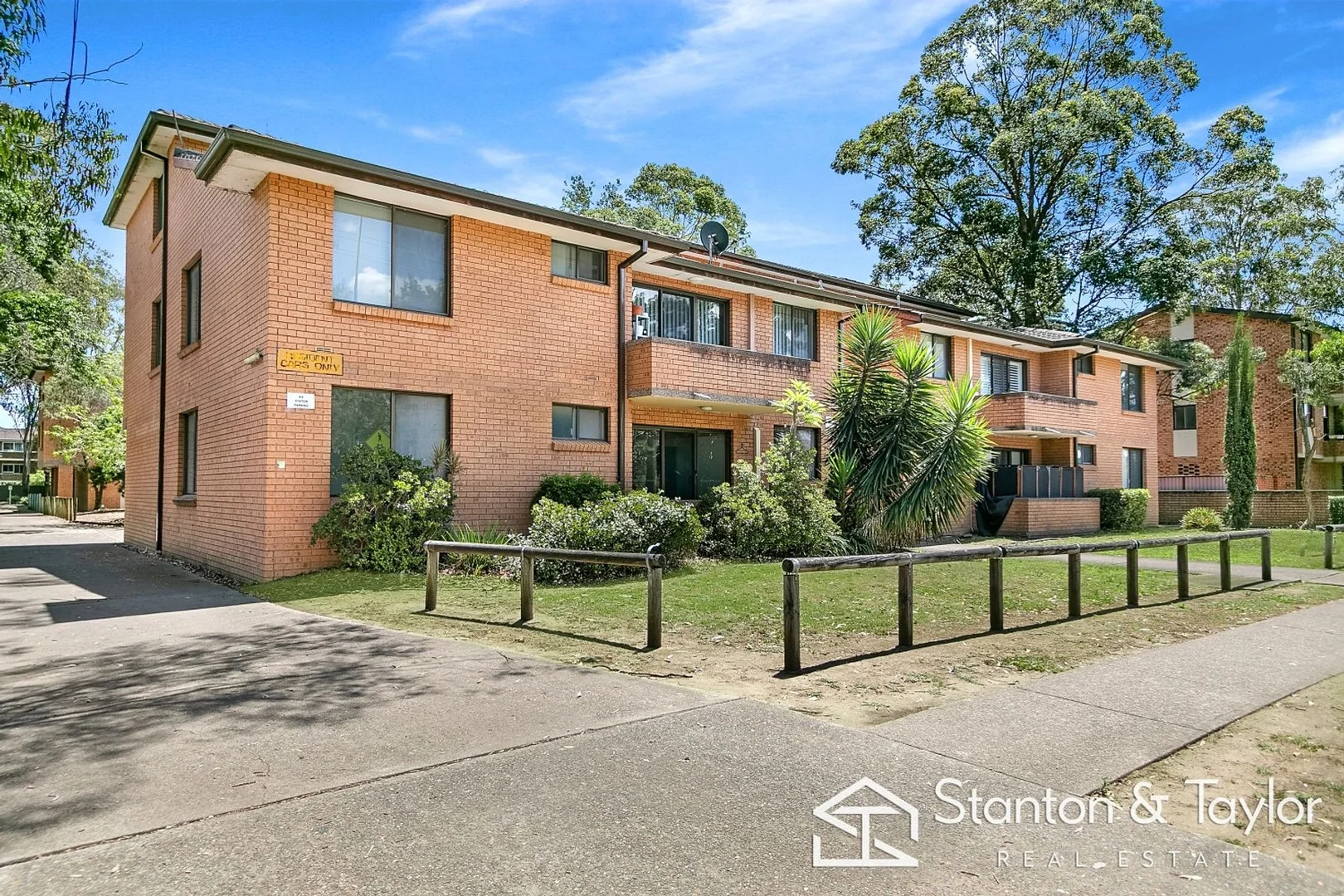 25/1-3 YORK ROAD (1/11)