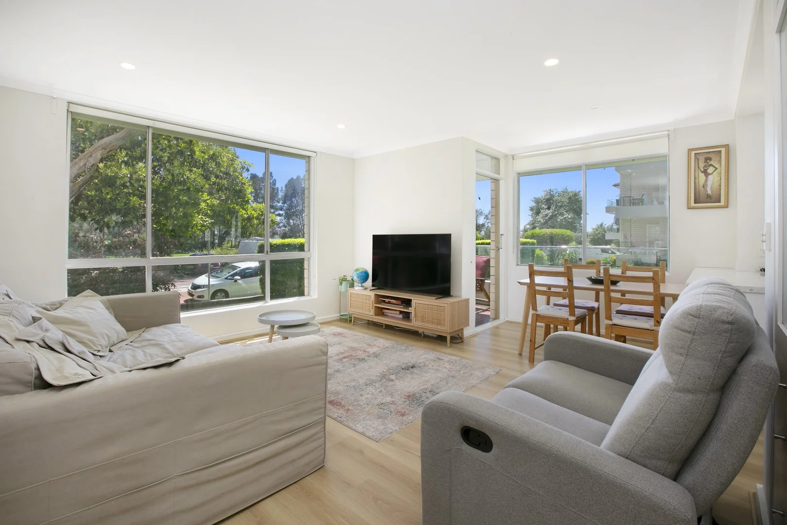 25/35 Richmond Avenue (1/9)