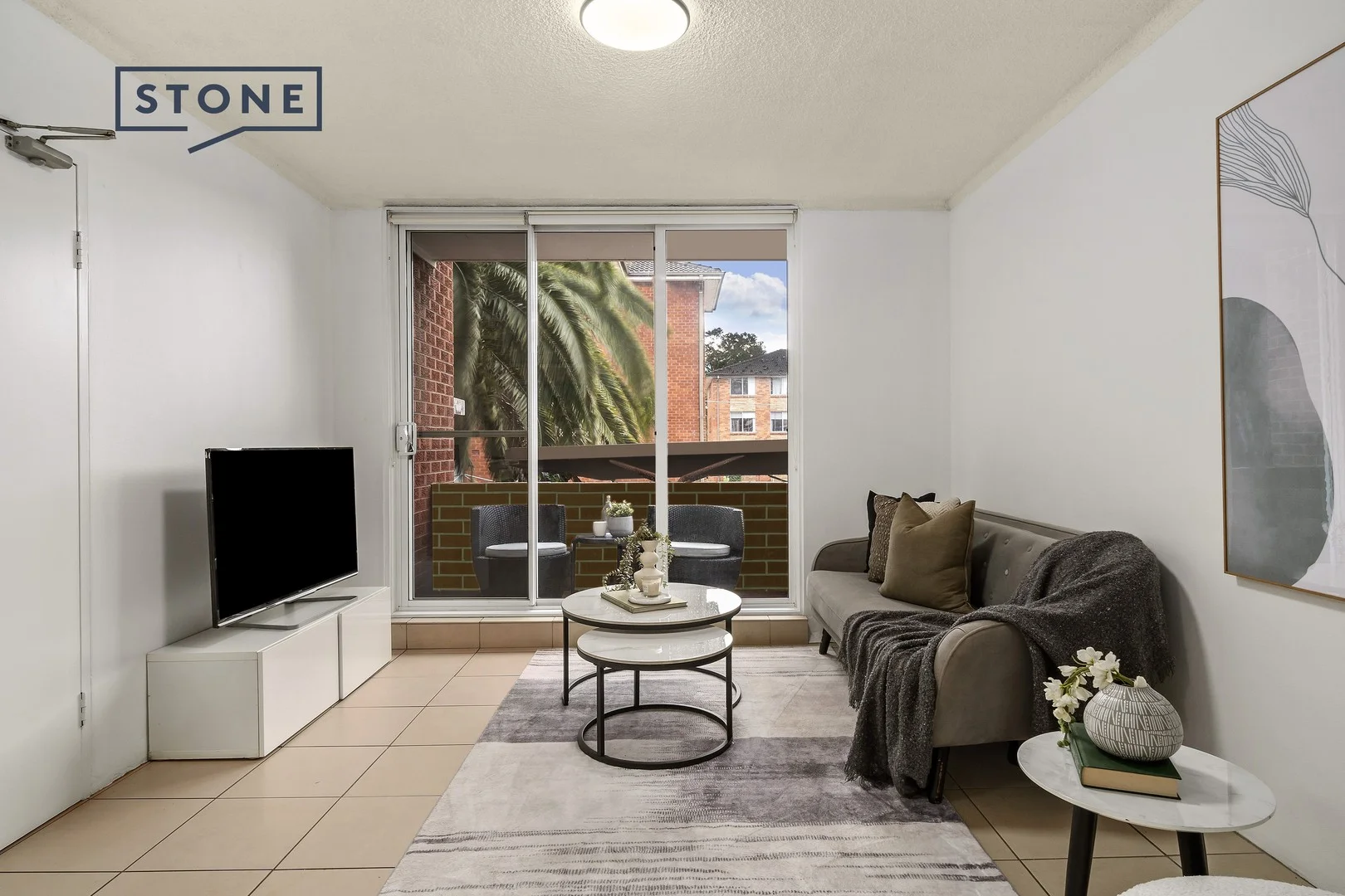 25/5 Grace Campbell Crescent (1/15)