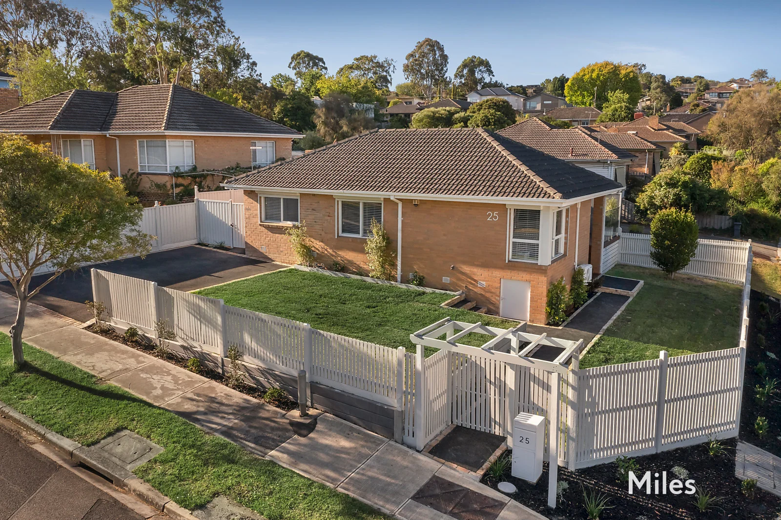 25 Avoca Street (1/11)