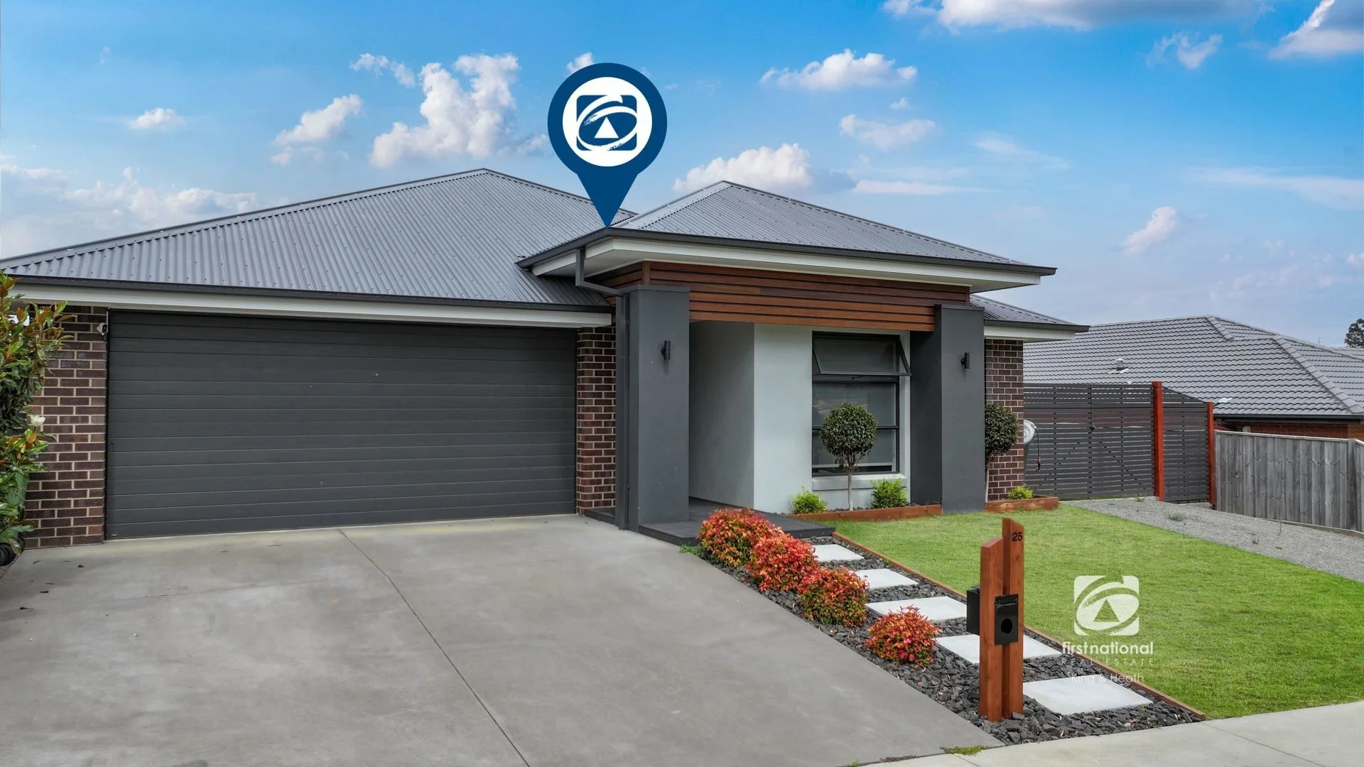25 Lomandra Boulevard (1/10)