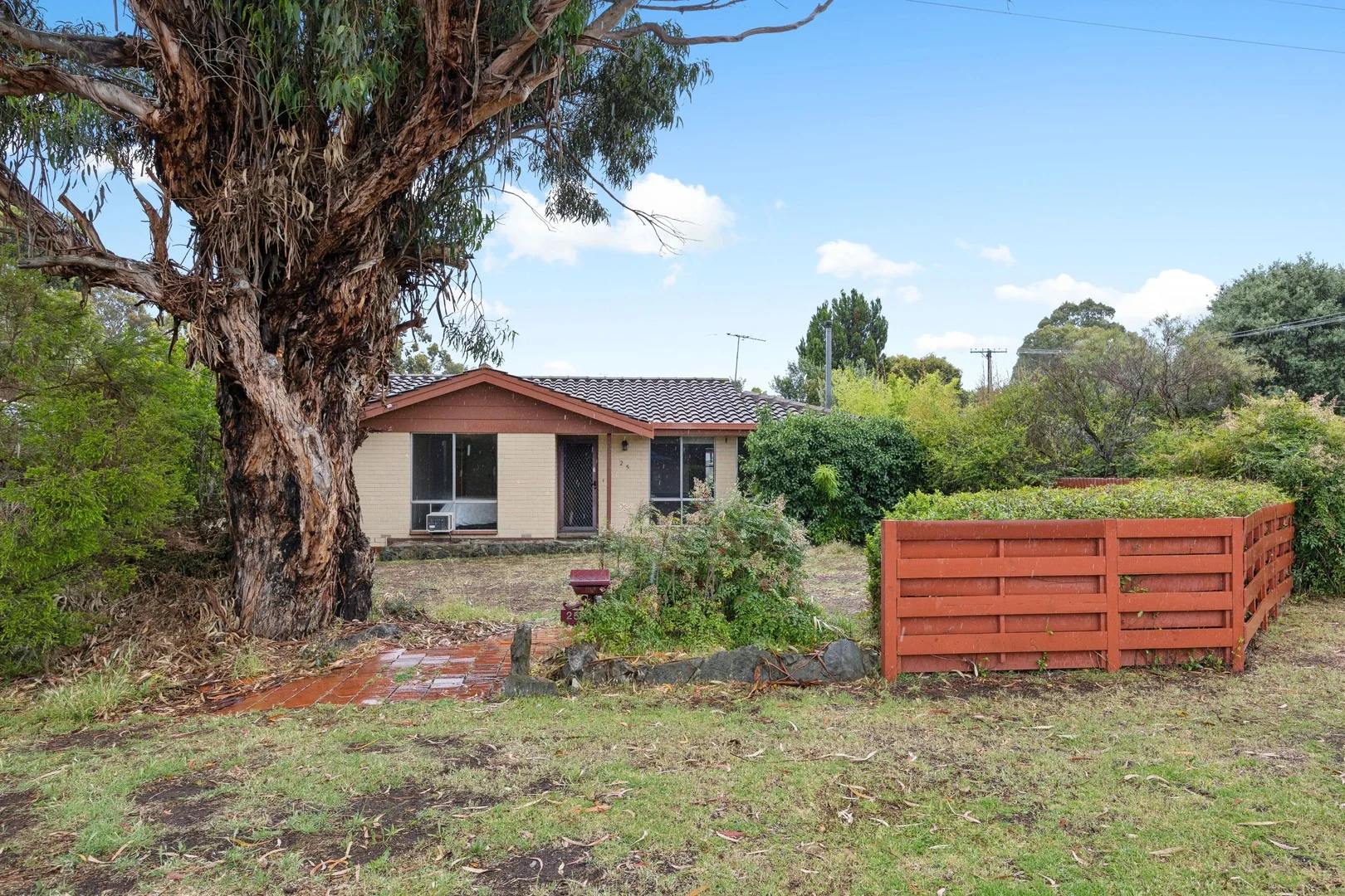 25 Matison Road (1/10)