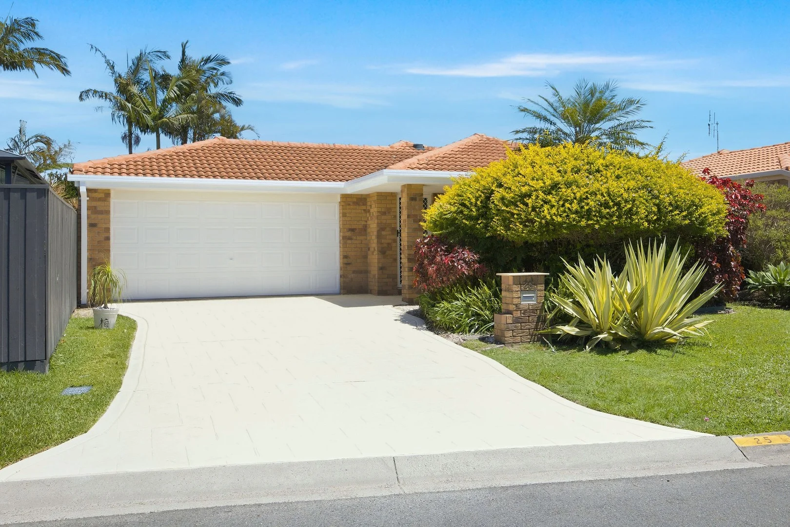 25 Numbat Court (1/23)