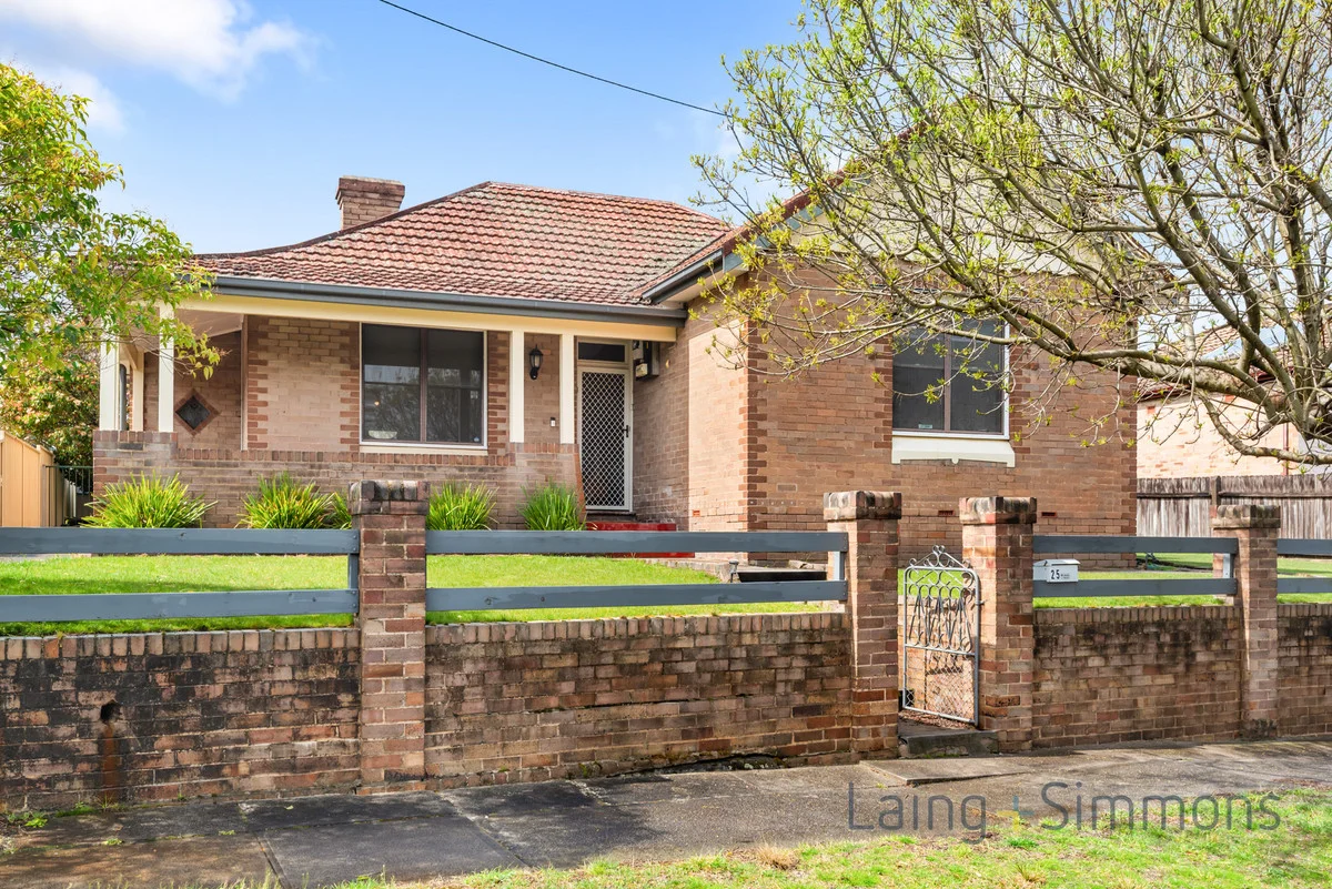 25 Padley Street (1/1)