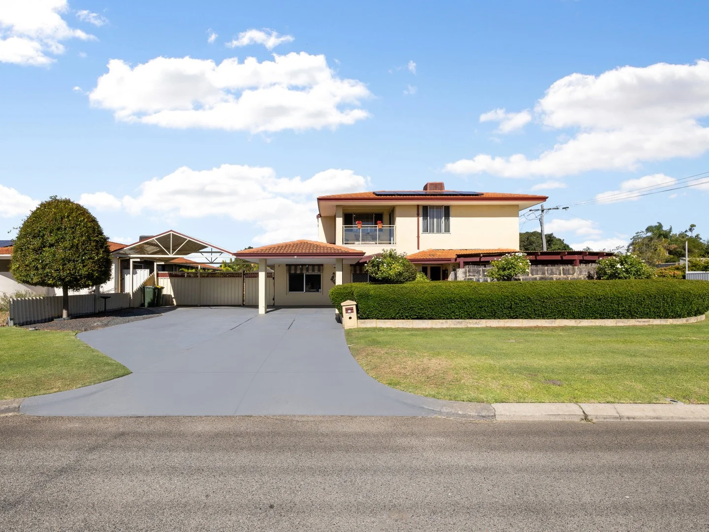 25 Ropele Drive (1/50)