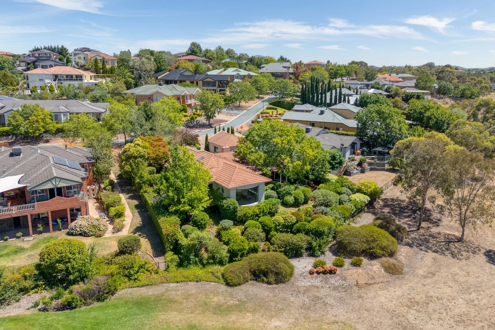 25 Tanderra Crescent (1/19)