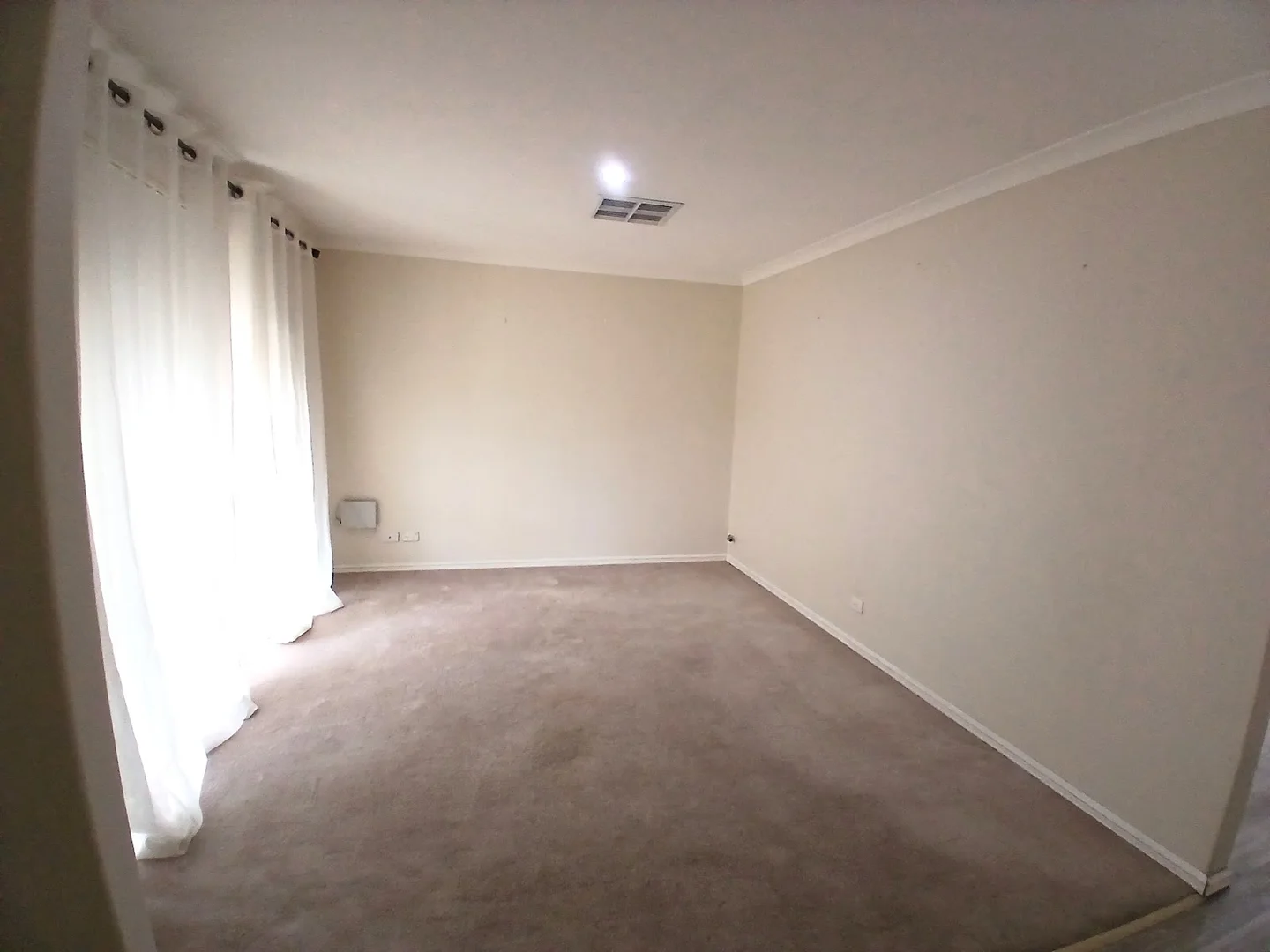 25 Windermere Way - Image 2