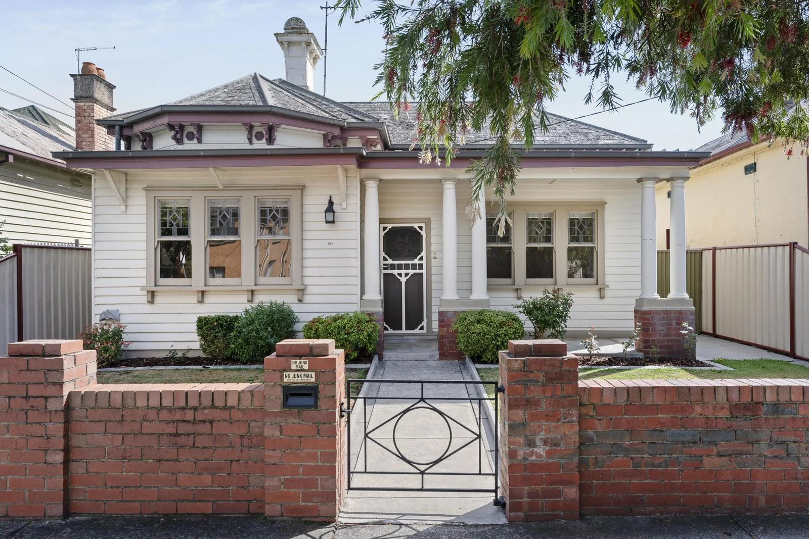 251 Clarke Street (1/15)
