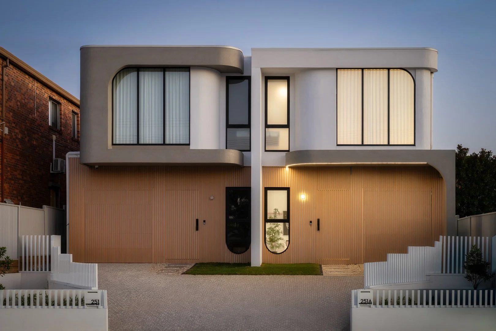 251a Lyons Road (1/16)