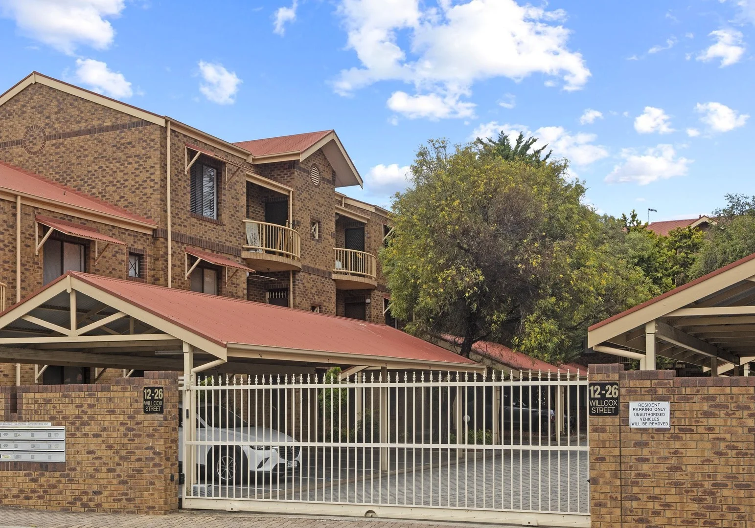 26/12-26 Willcox Street (1/17)