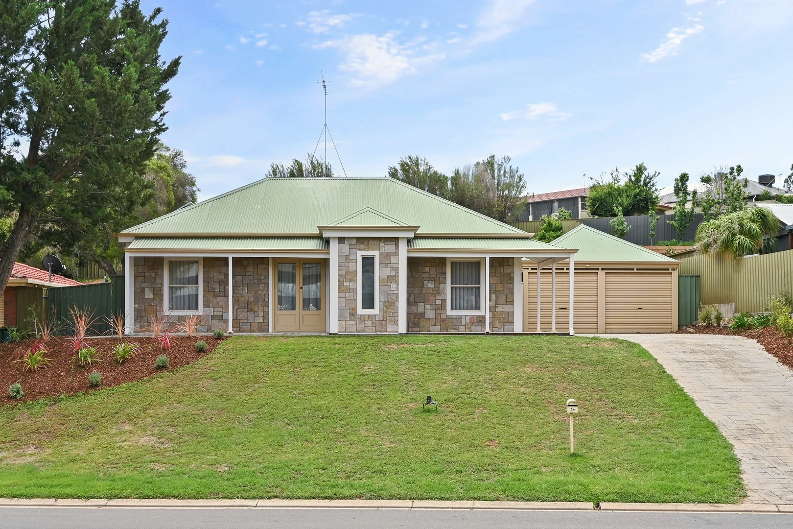 26 Congdon Street (1/23)