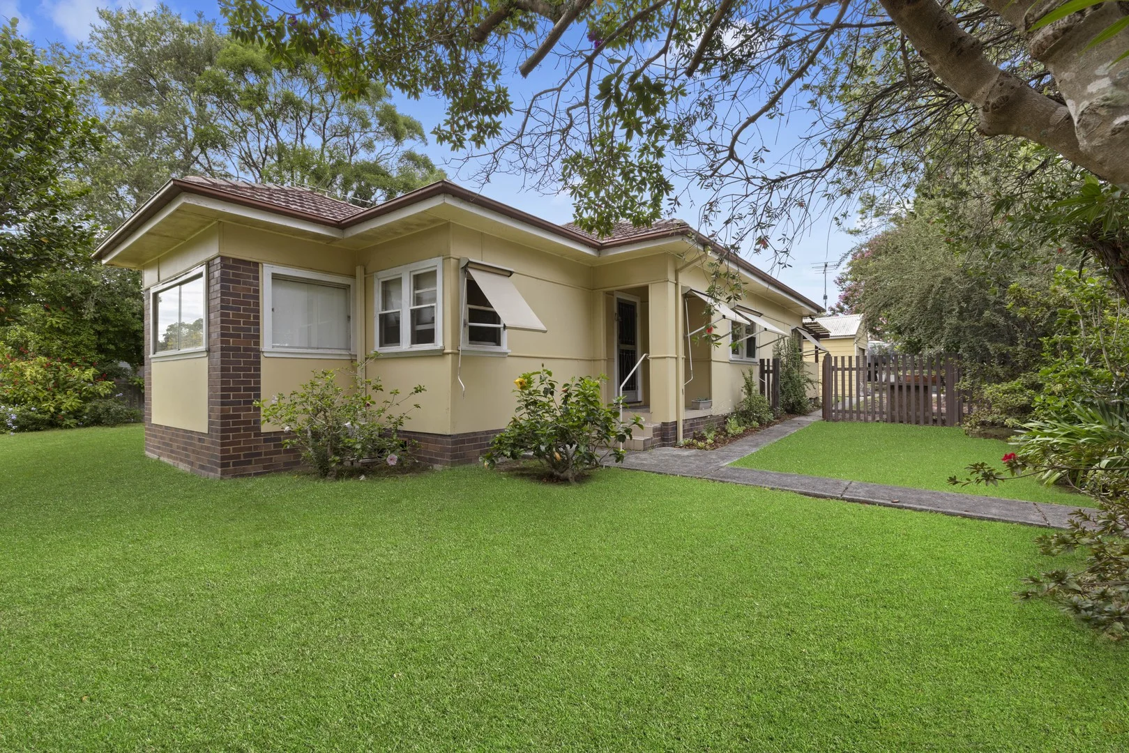 26 Cowan Road (1/13)