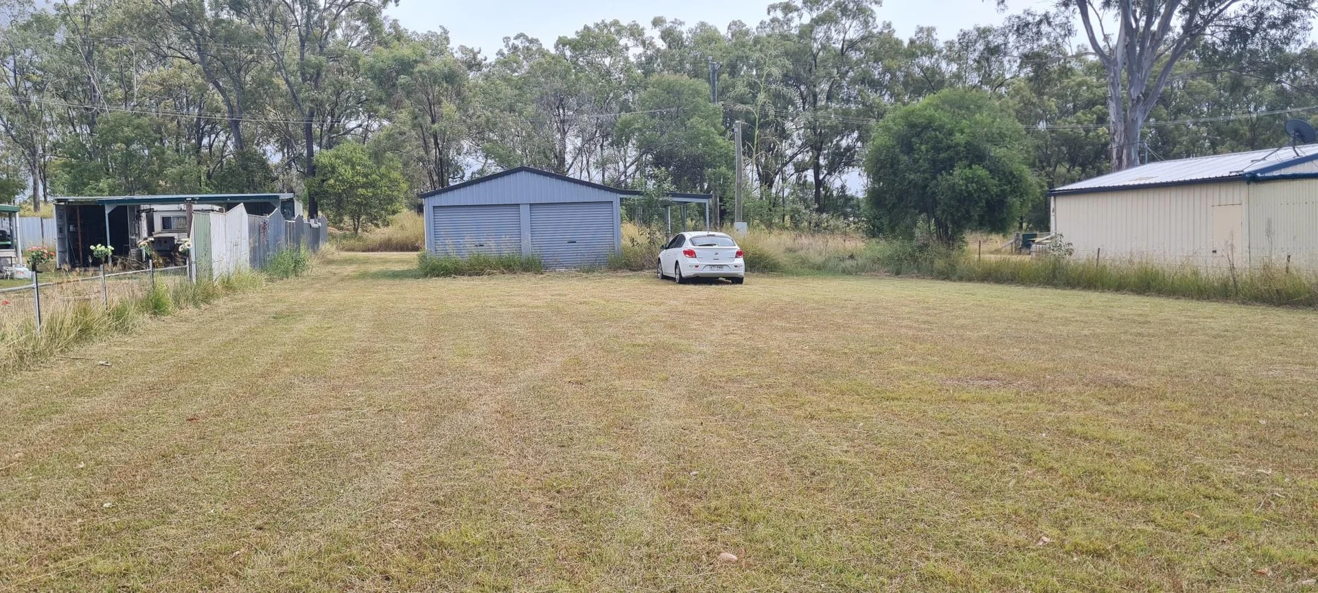 26 Gayndah Hivesville Road (1/3)