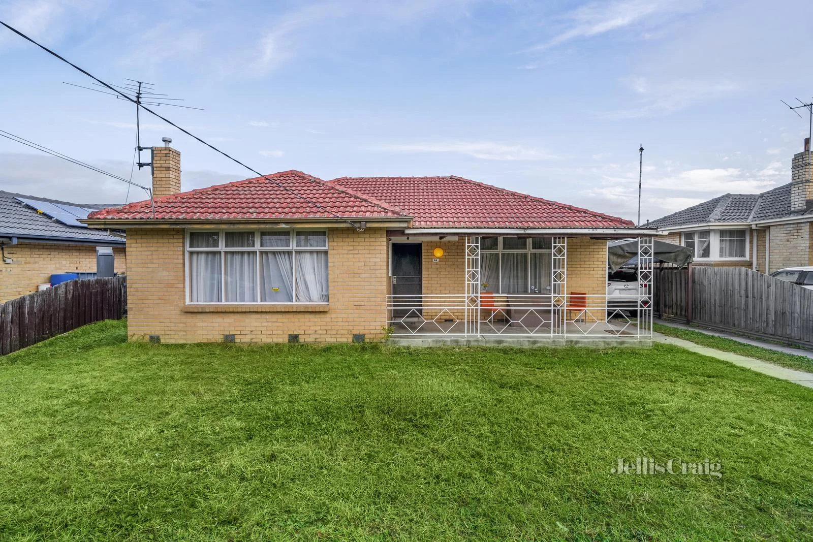 26 Goodwood Drive (1/7)