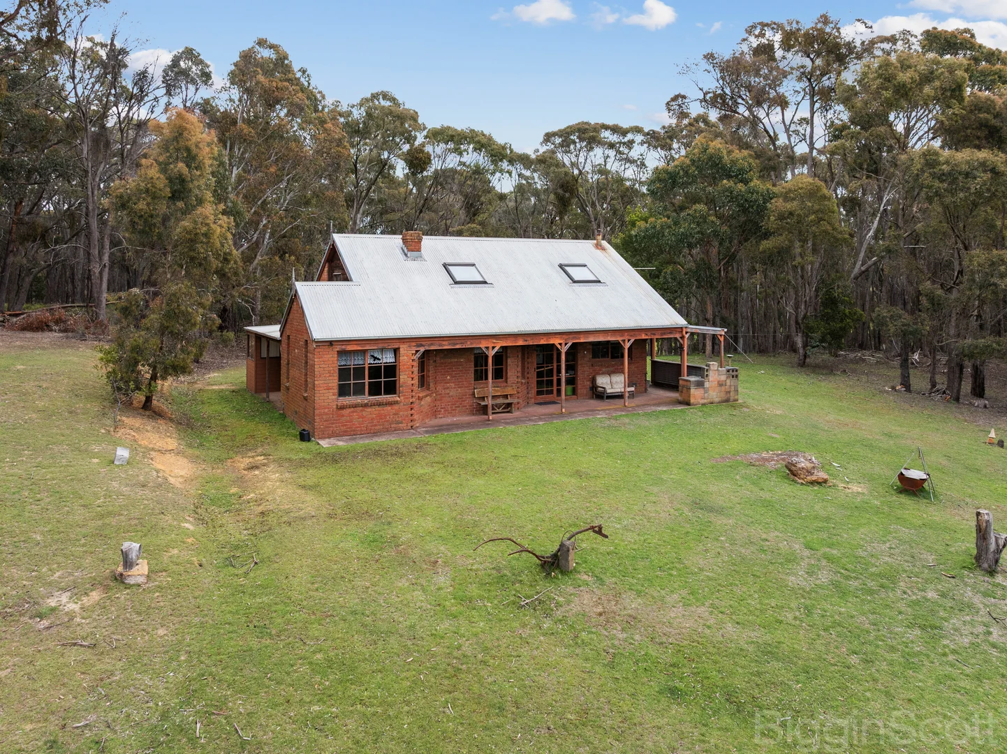 26 Nowland Track - Image 2
