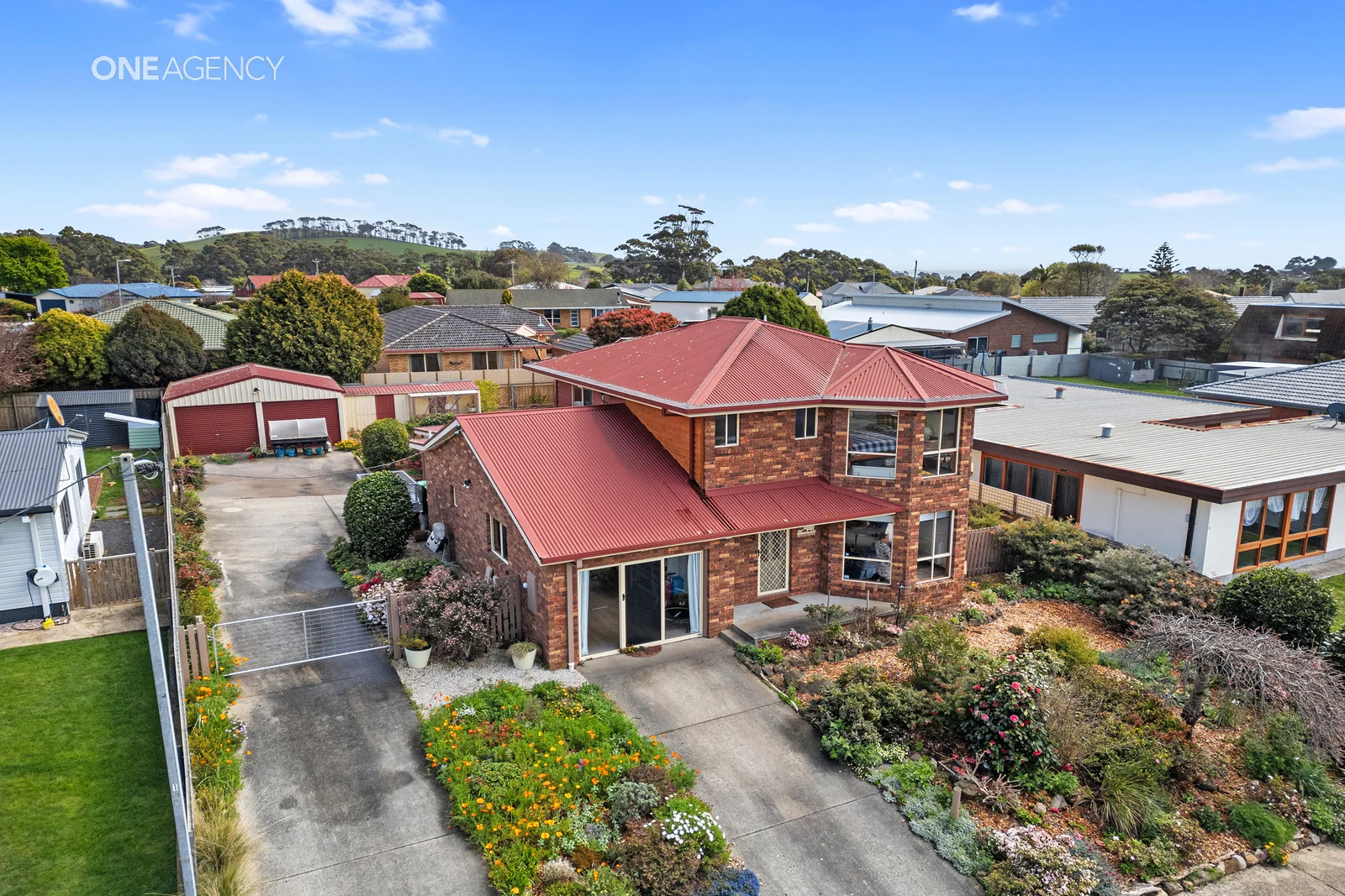 26 Pineleigh Street (1/1)