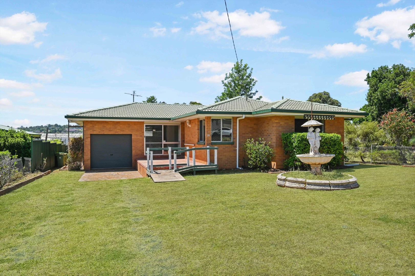 26 Vanity Street (1/11)