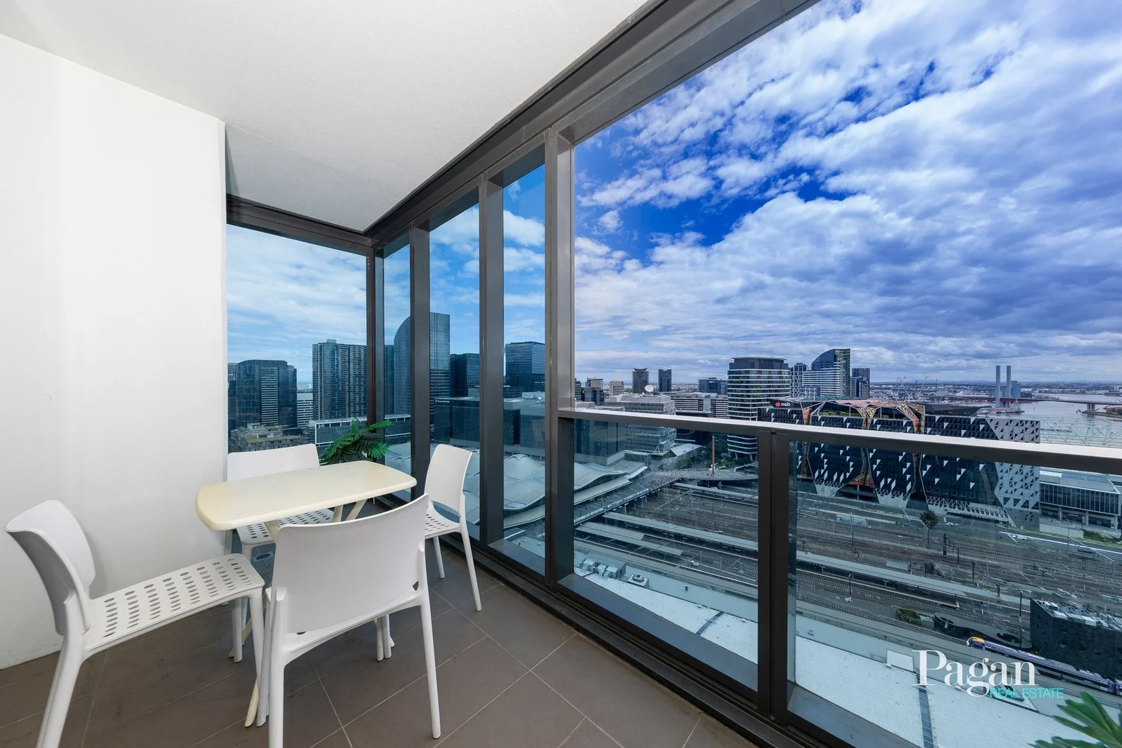2611/220 Spencer Street (1/19)