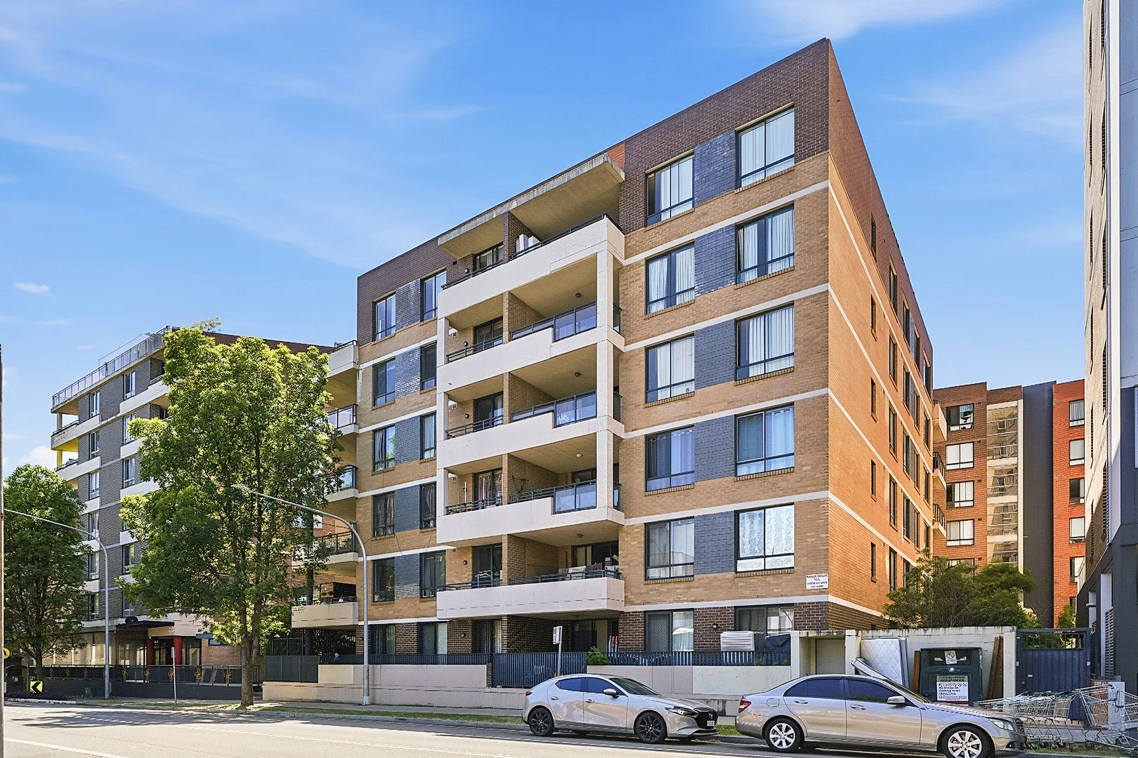 2613/62-72 Queen Street (1/7)