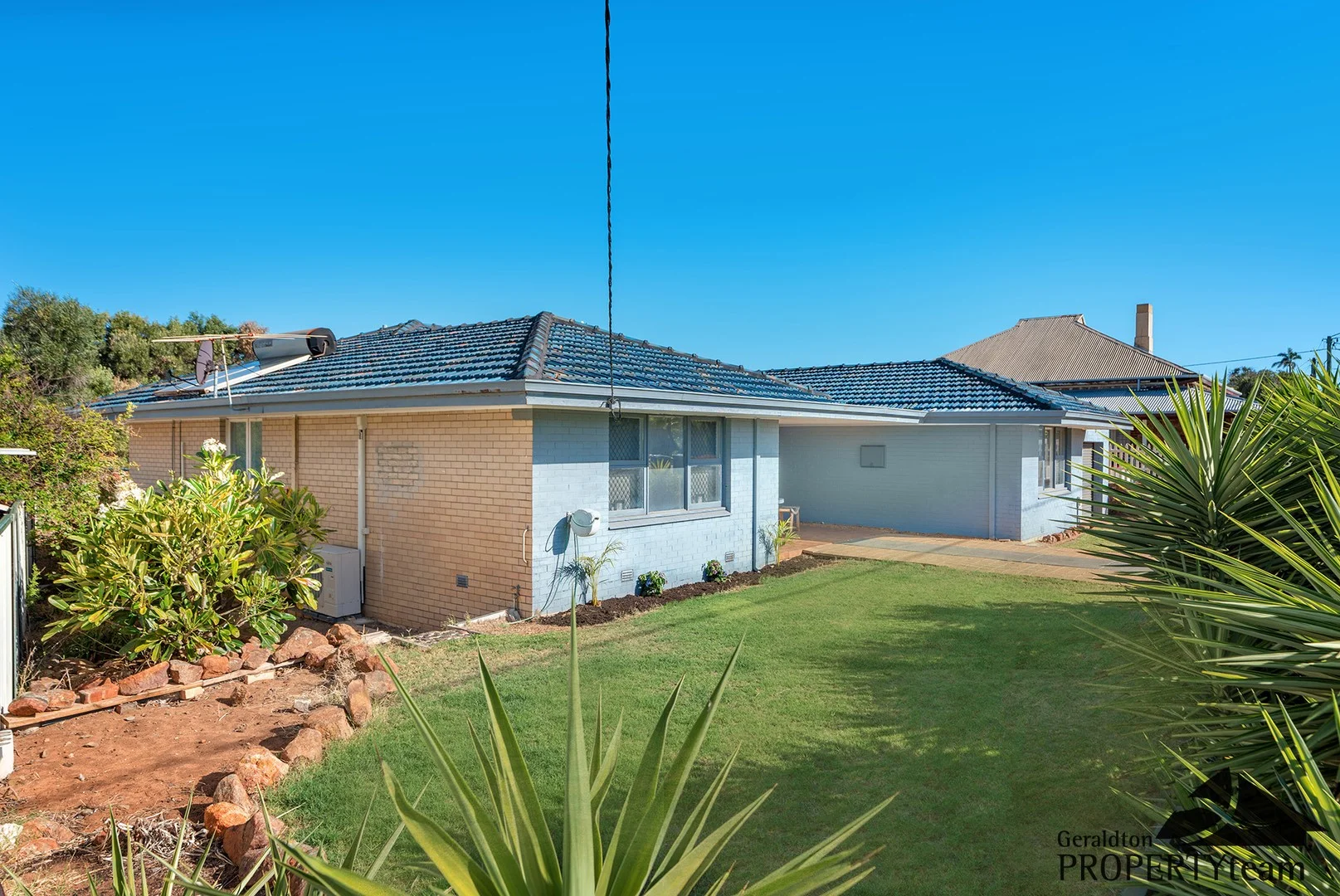 262 George Road (1/25)