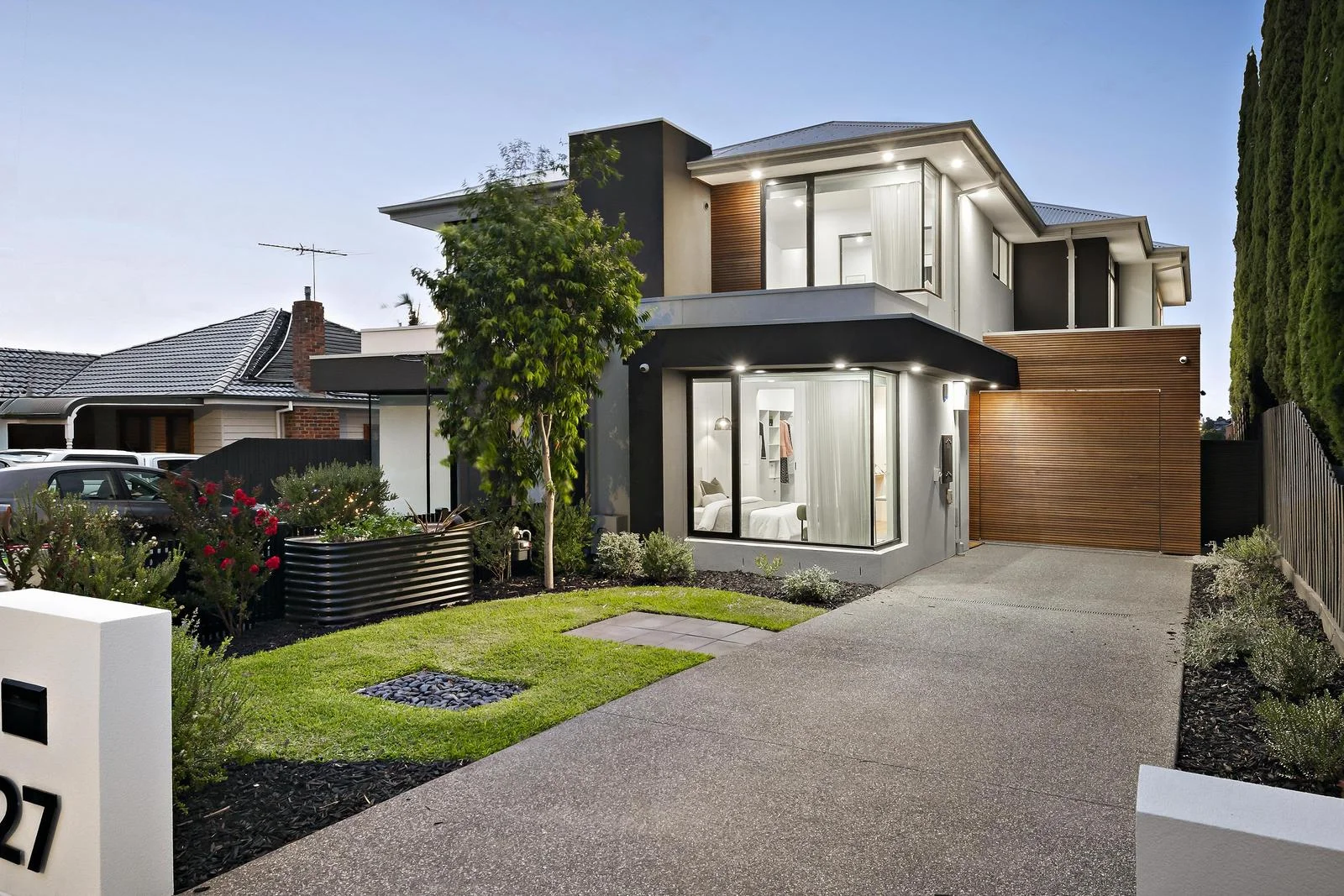 27 Albert Street (1/1)