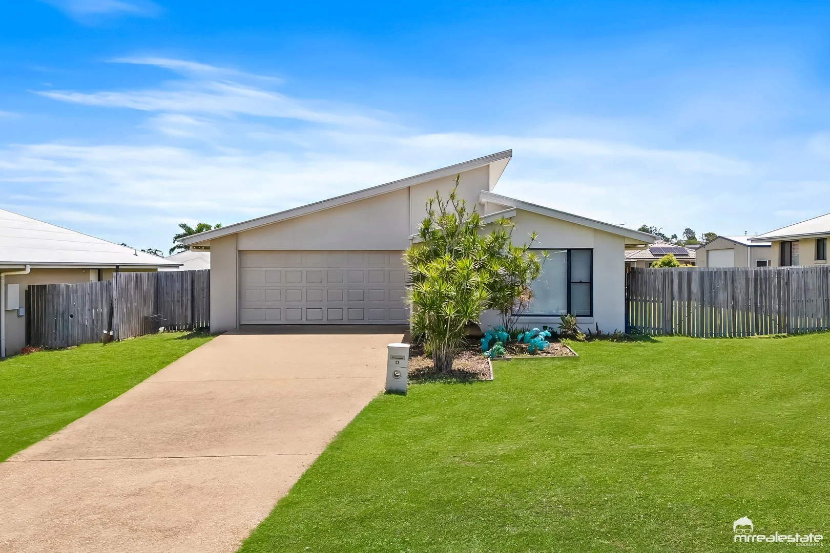 27 Brodie Drive (1/14)