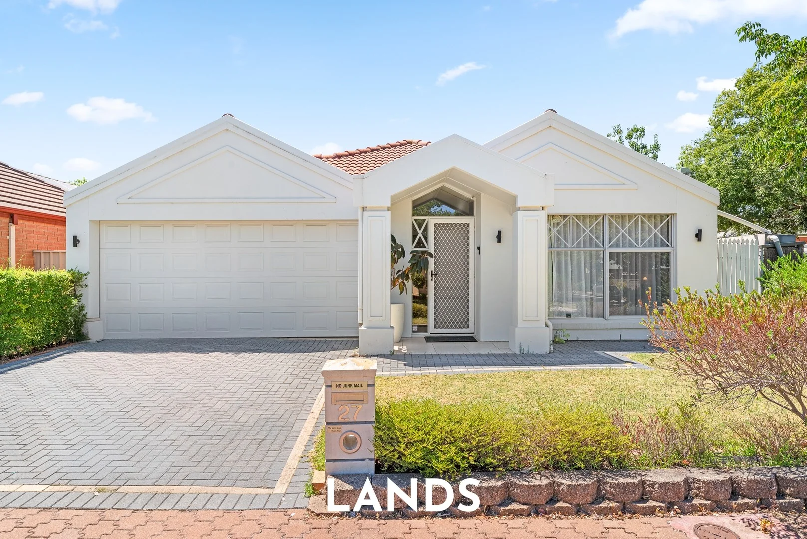 27 Dovecote Street (1/24)