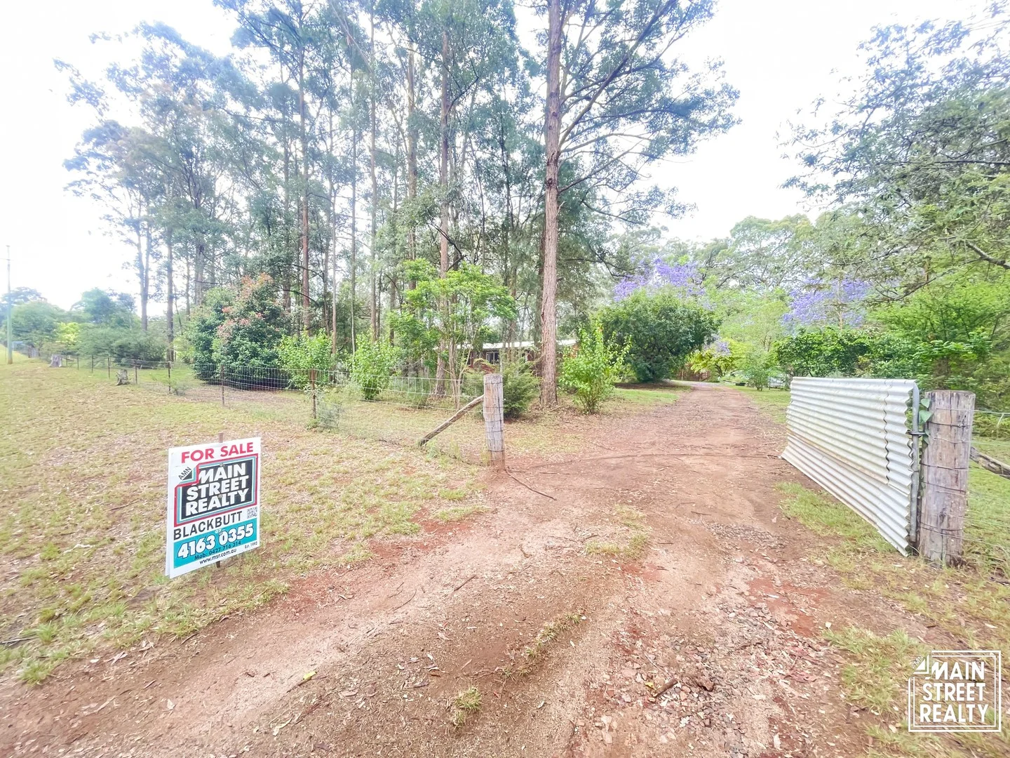 27 Gilliland Crescent (1/27)
