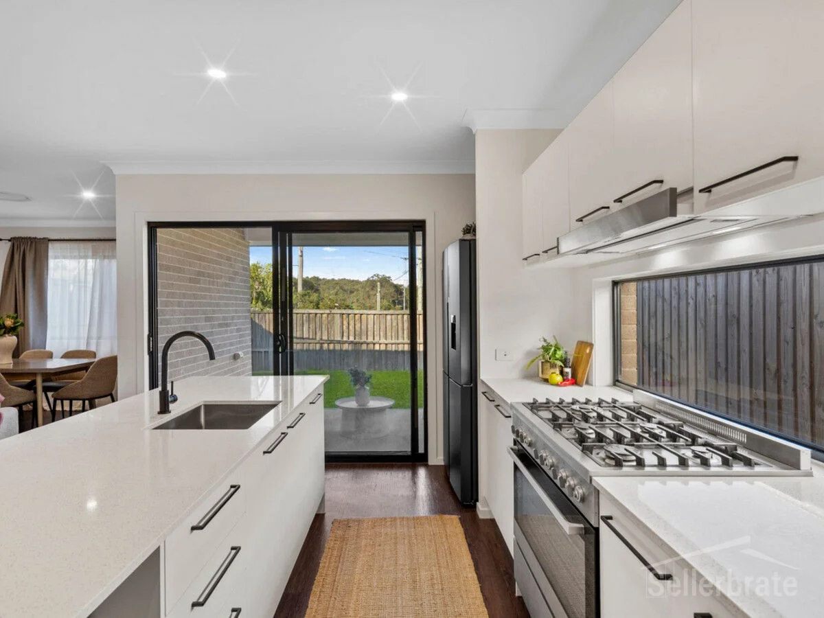 27 Kookaburra Court - Image 2