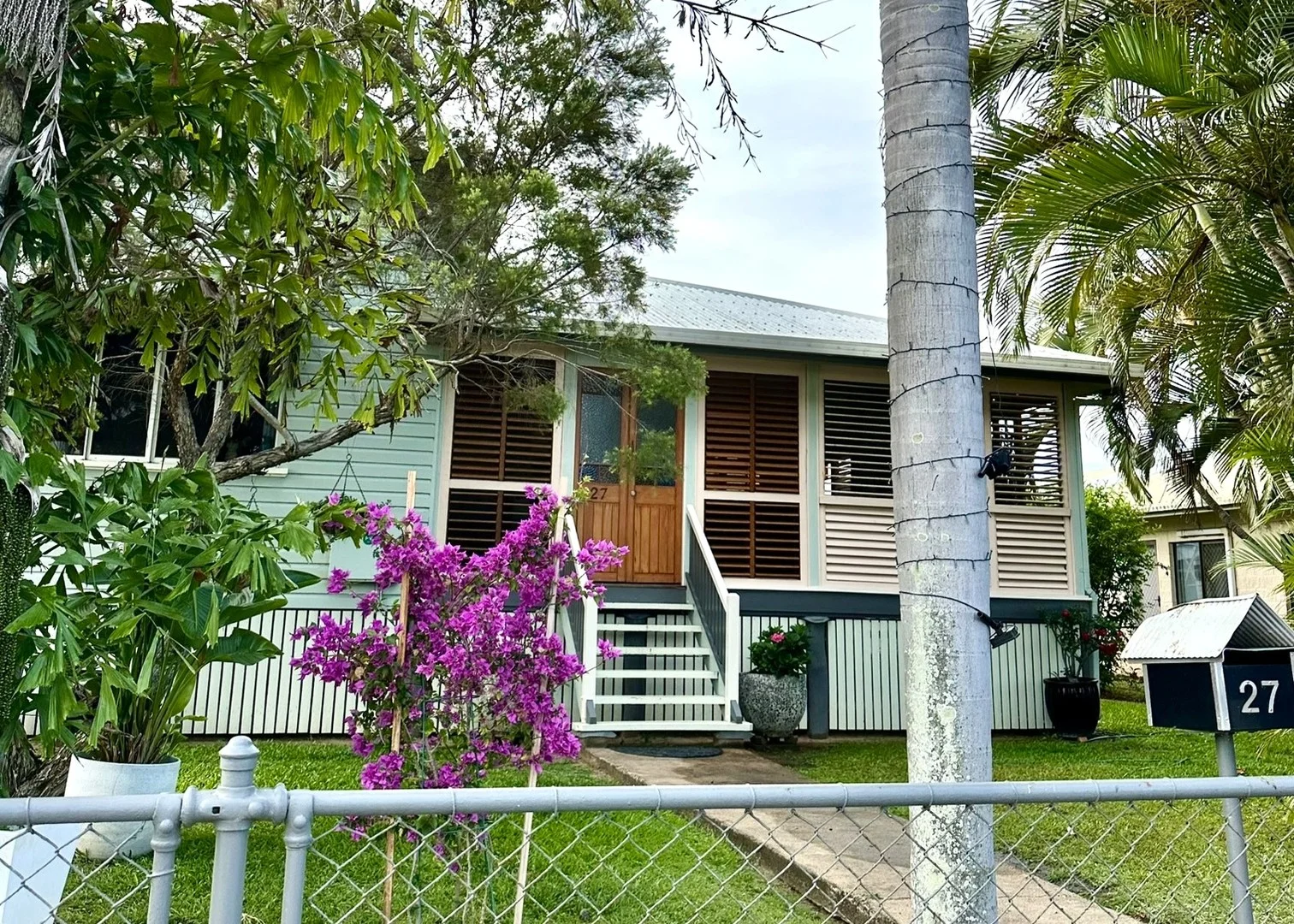 27 Queen Street (1/32)