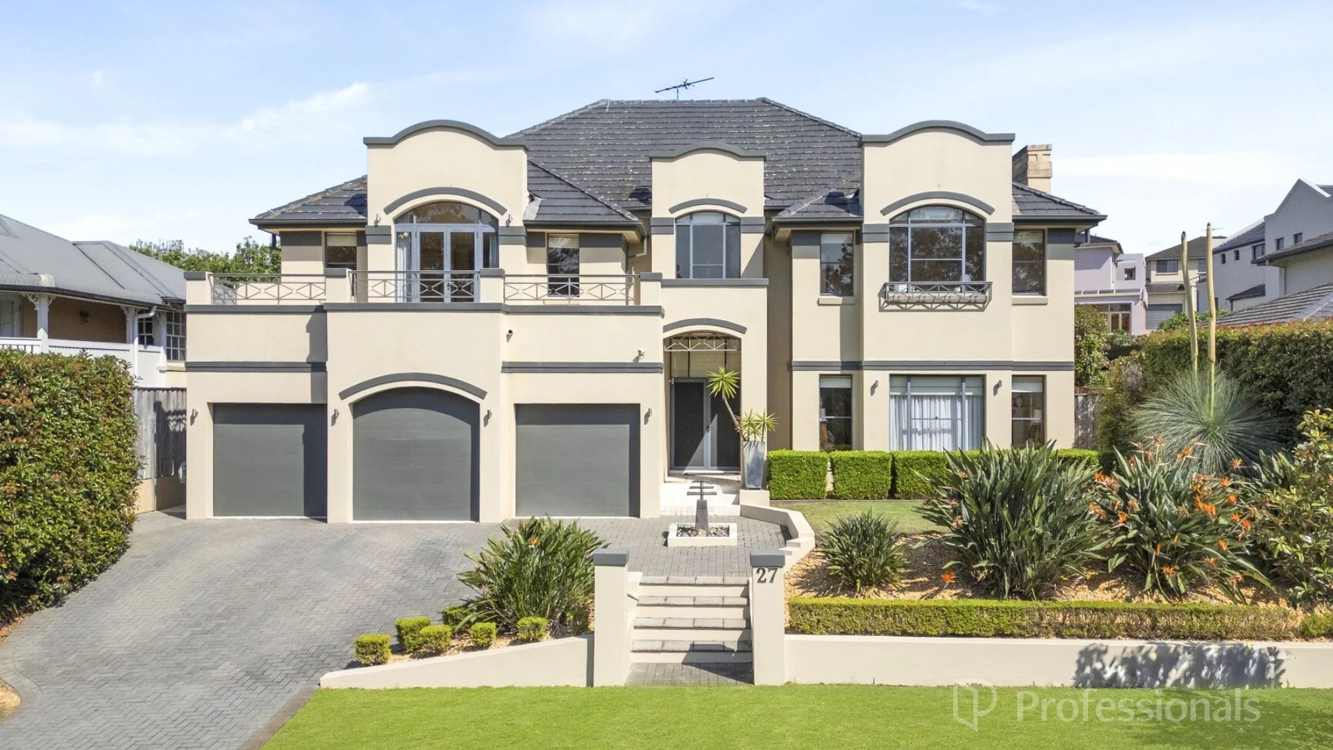 27 Strathwallen Close (1/37)