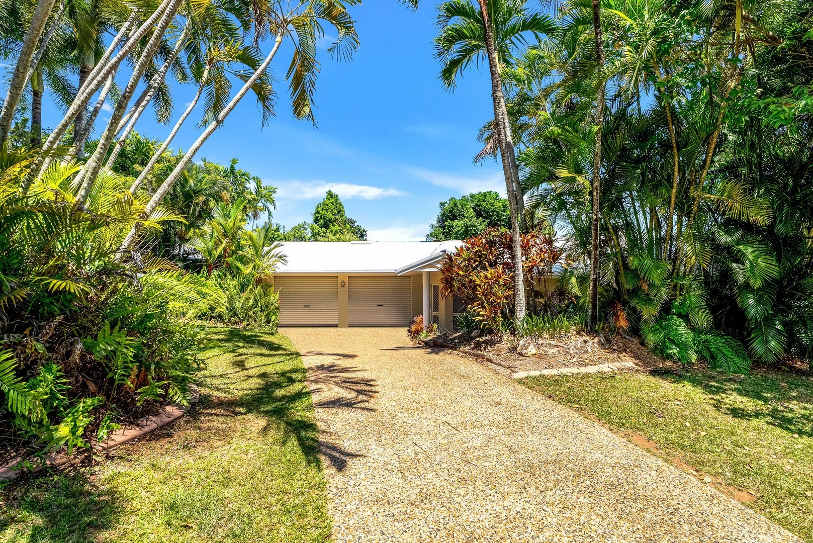 27 Summerhill Drive (1/26)