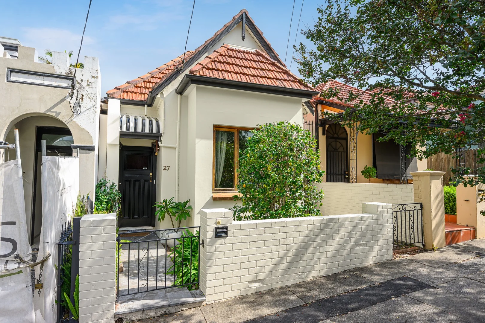 27 Temple Street (1/1)