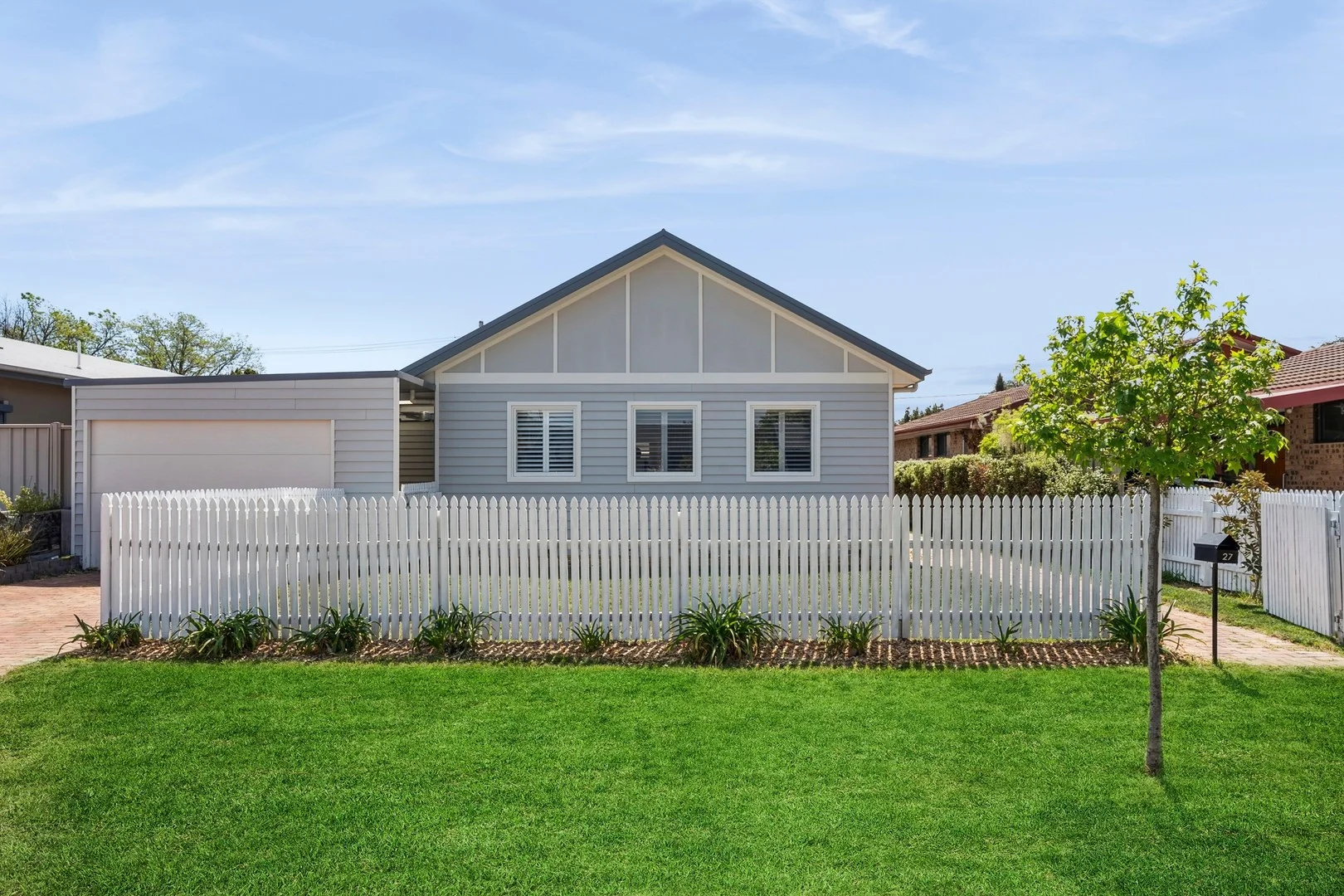 27 Wambool Street (1/27)