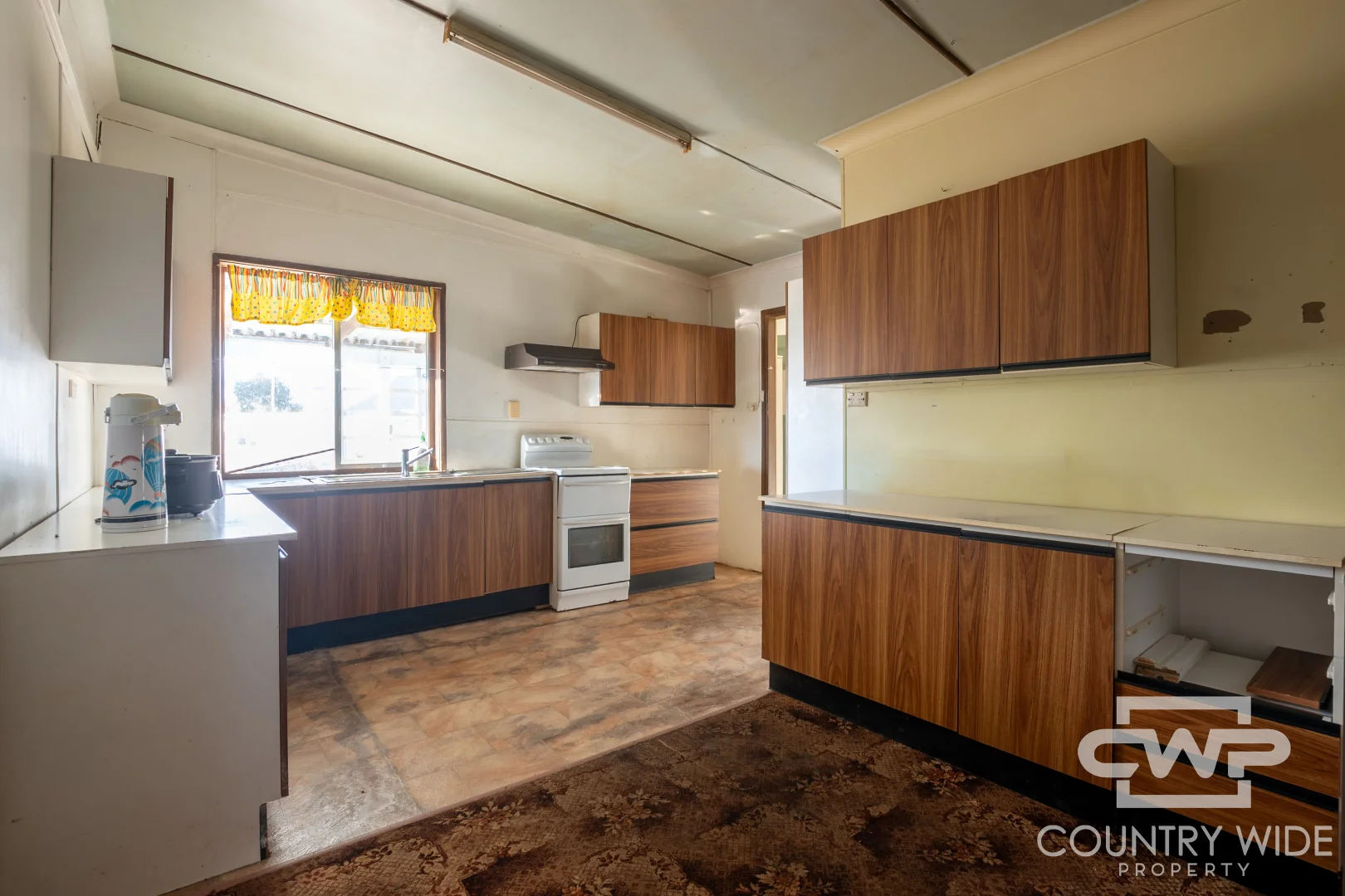 2733 Torrington Road - Image 4