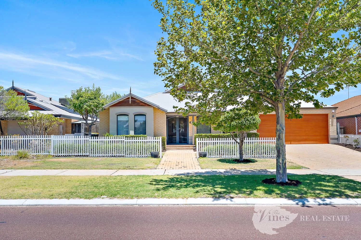 28 Arbor Drive (1/28)