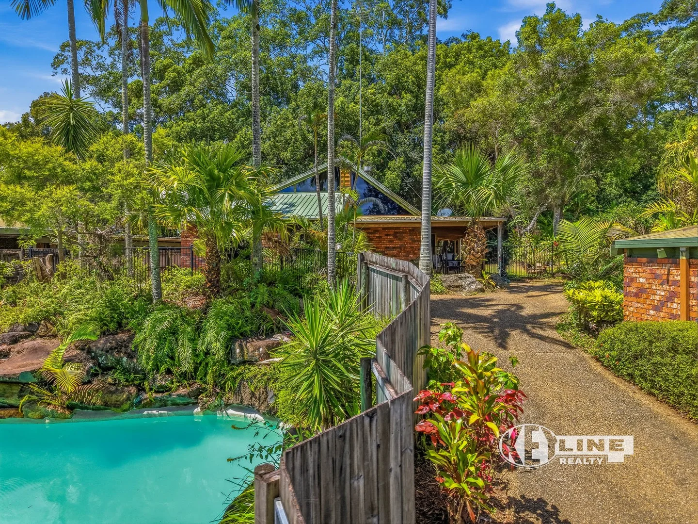28 Chiltern Court (1/1)