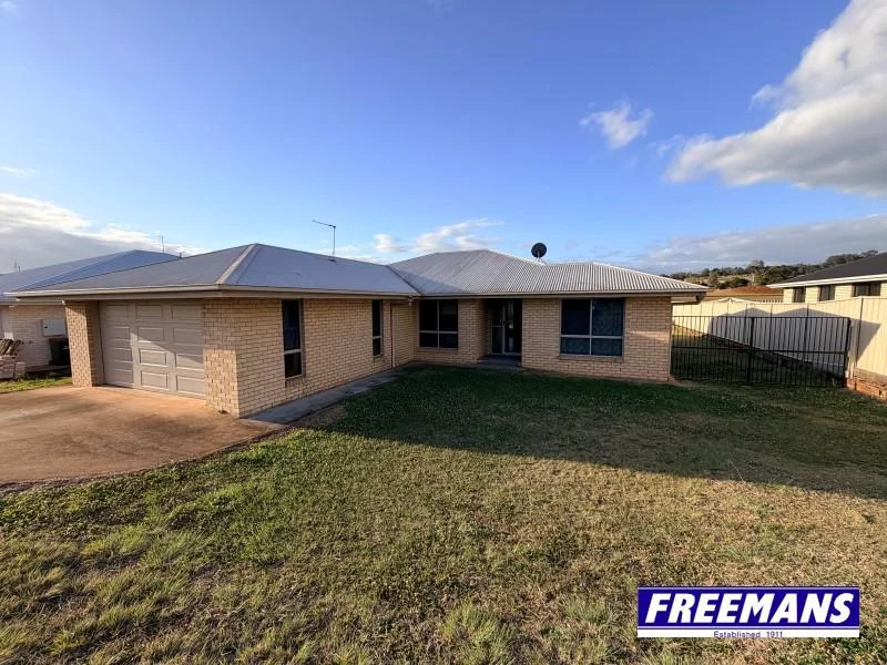 28 Frangipani Drive (1/3)