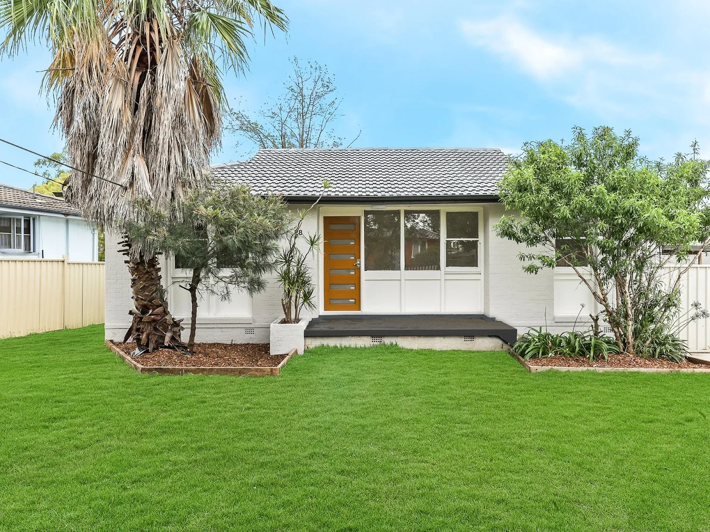 28 Murdoch Street (1/14)