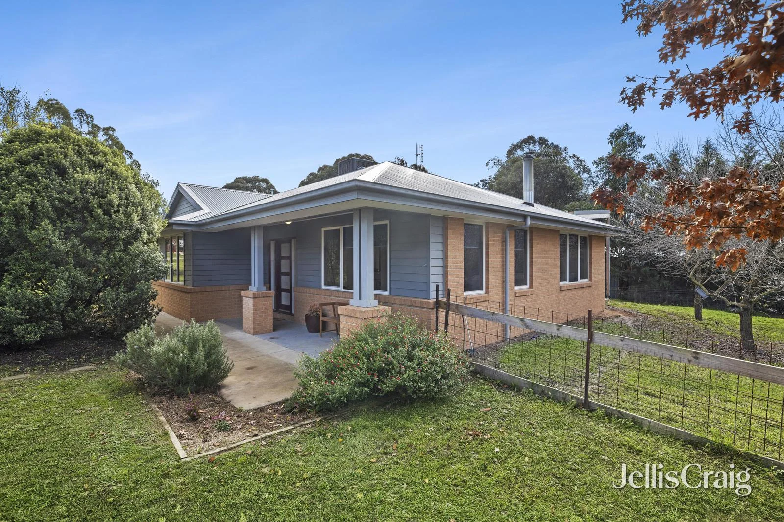 28 Neates Road - Image 2
