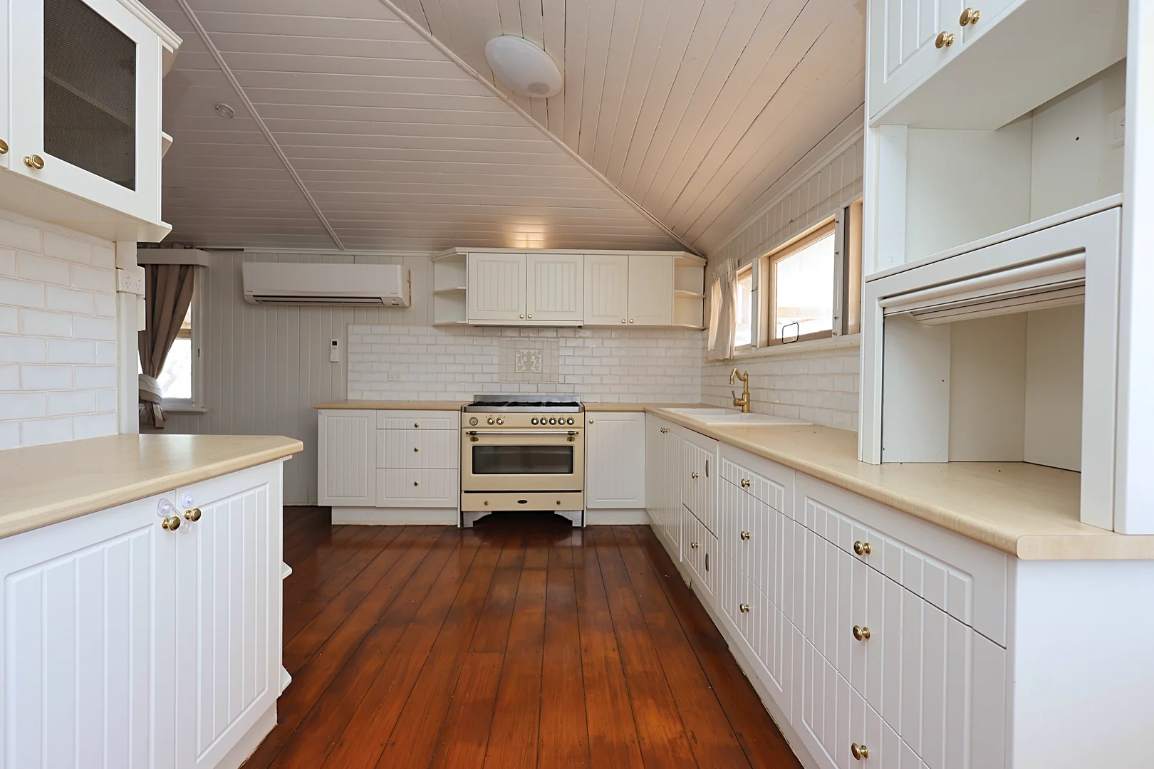 28 Payne St (1/16)
