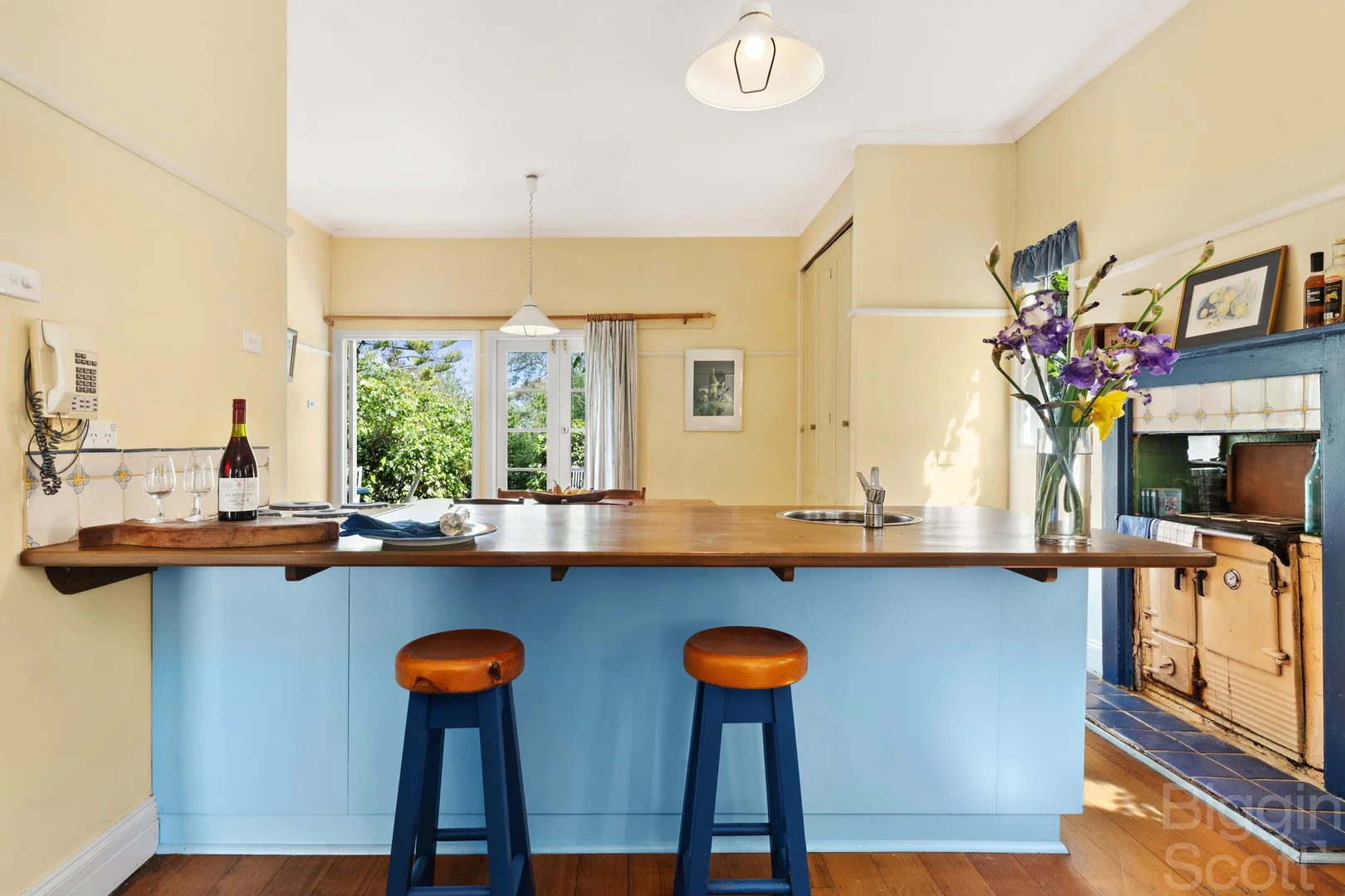 28 Queensberry Street - Image 2