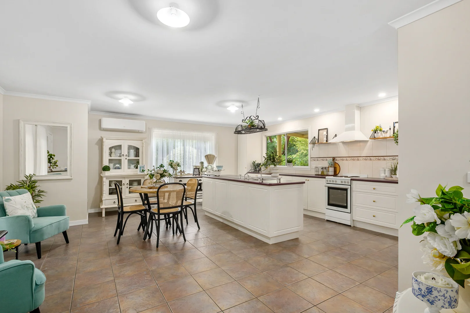28 Sullivans Road - Image 3