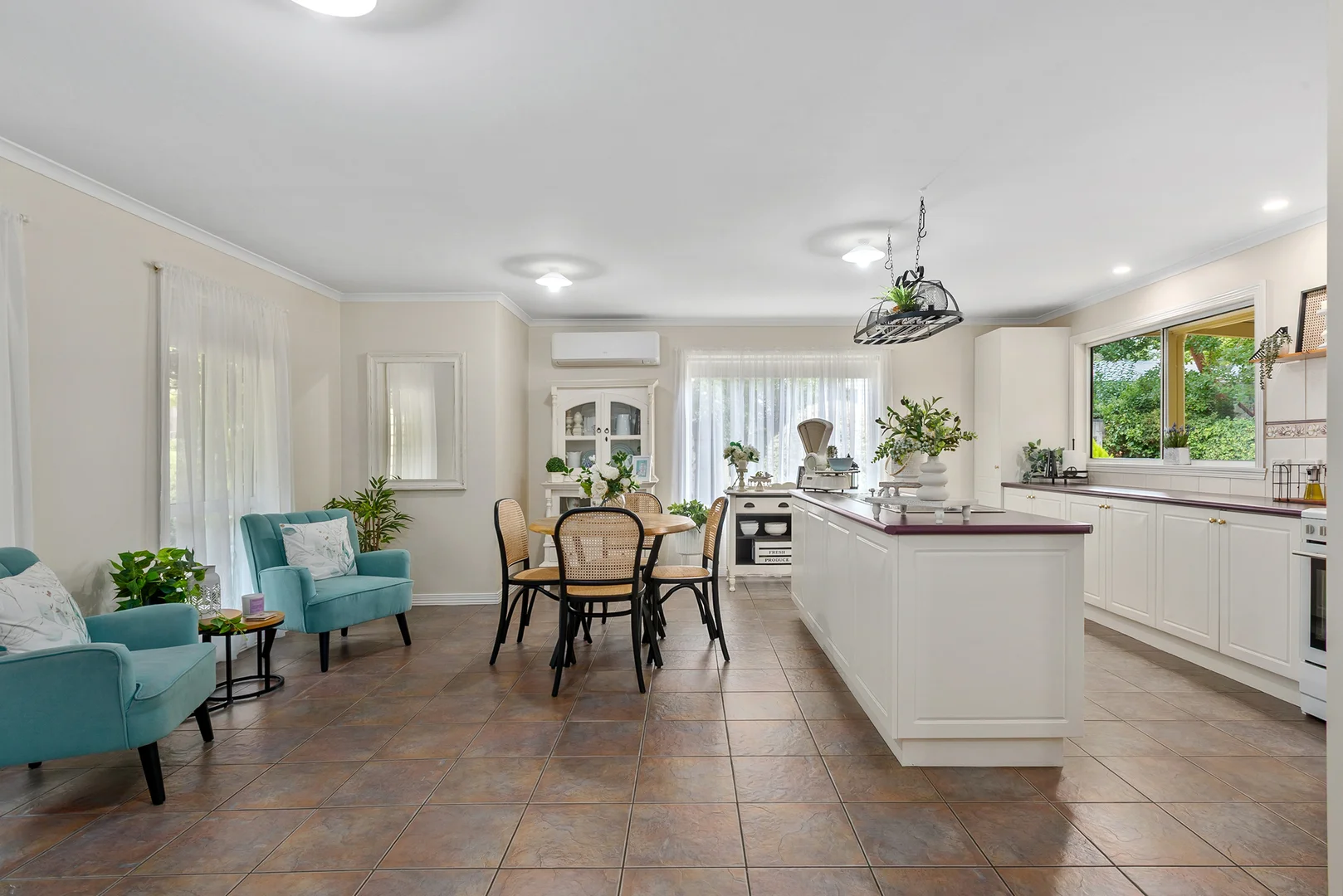 28 Sullivans Road - Image 4