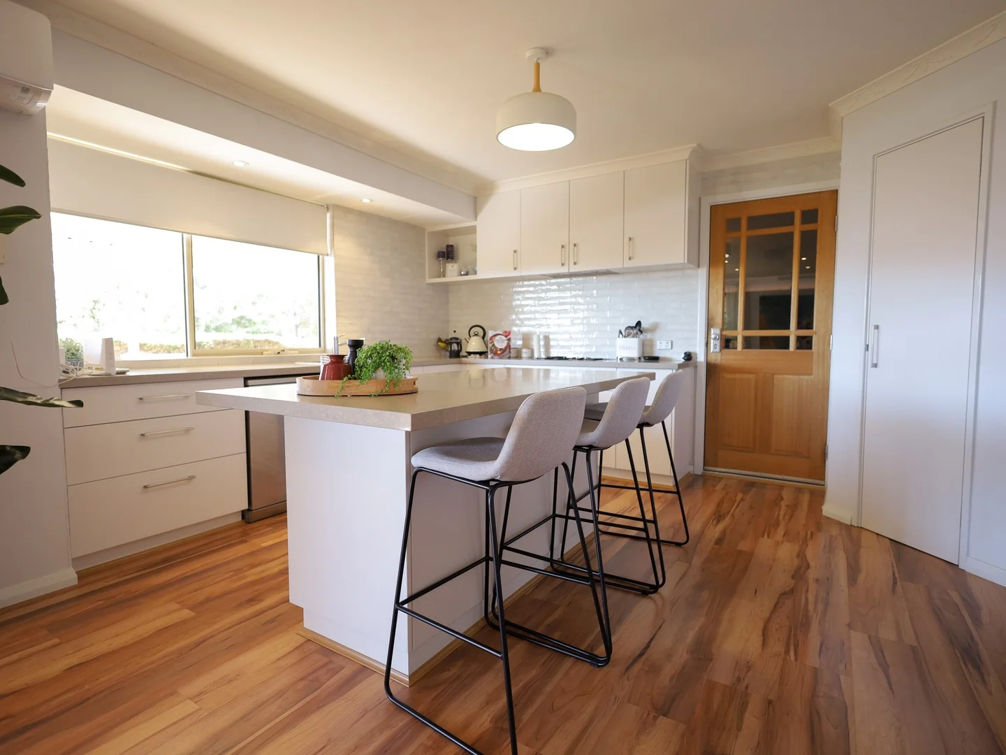 29 Dongara Circle (1/27)