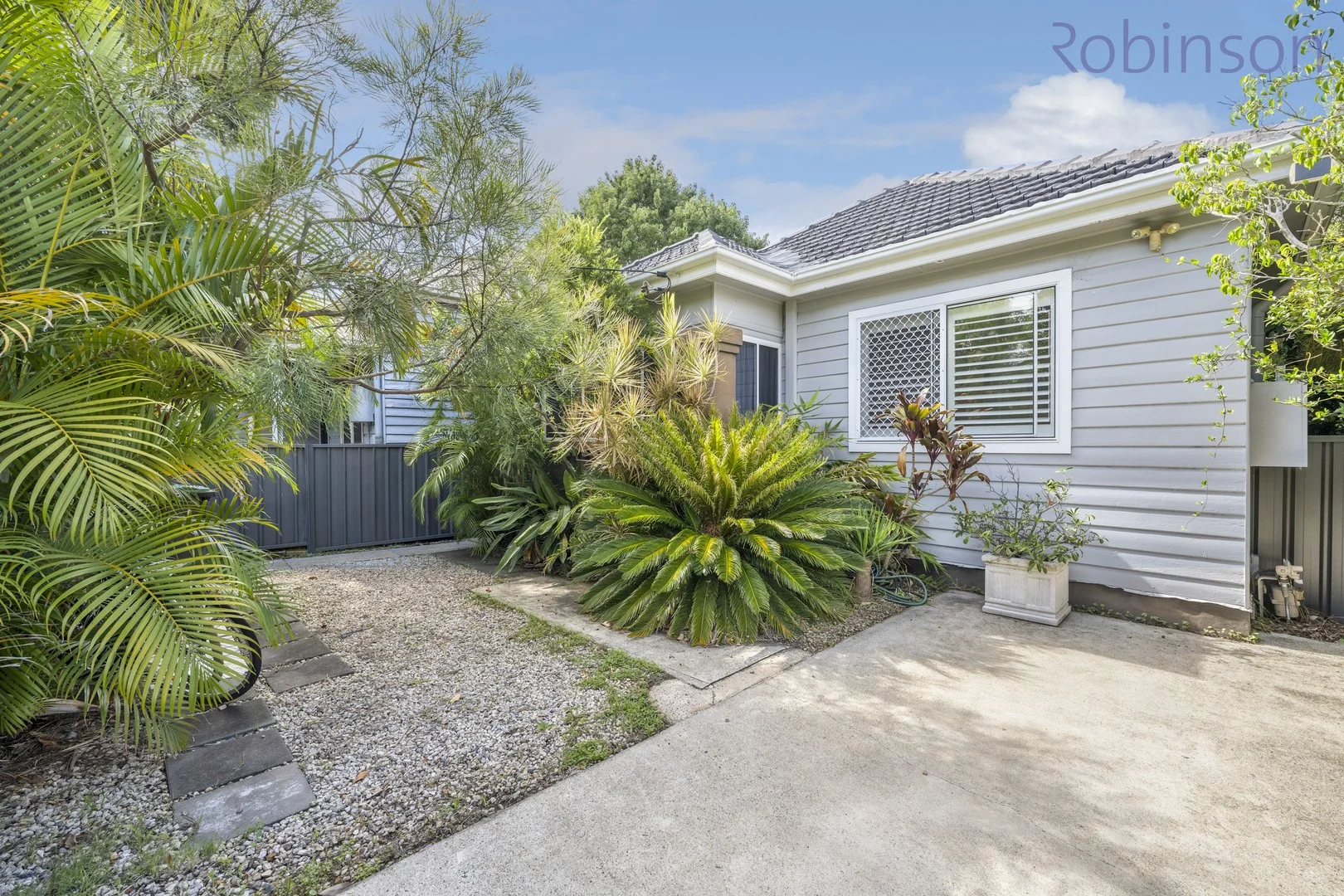 29 Hewison Street (1/16)